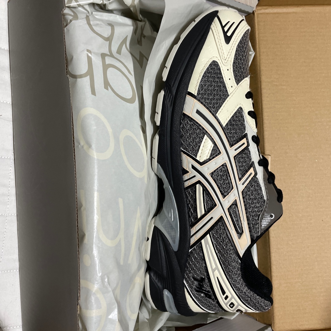 Asics x I4P Gel-1130 Mink Glacier Grey 착용 스타일 - 1