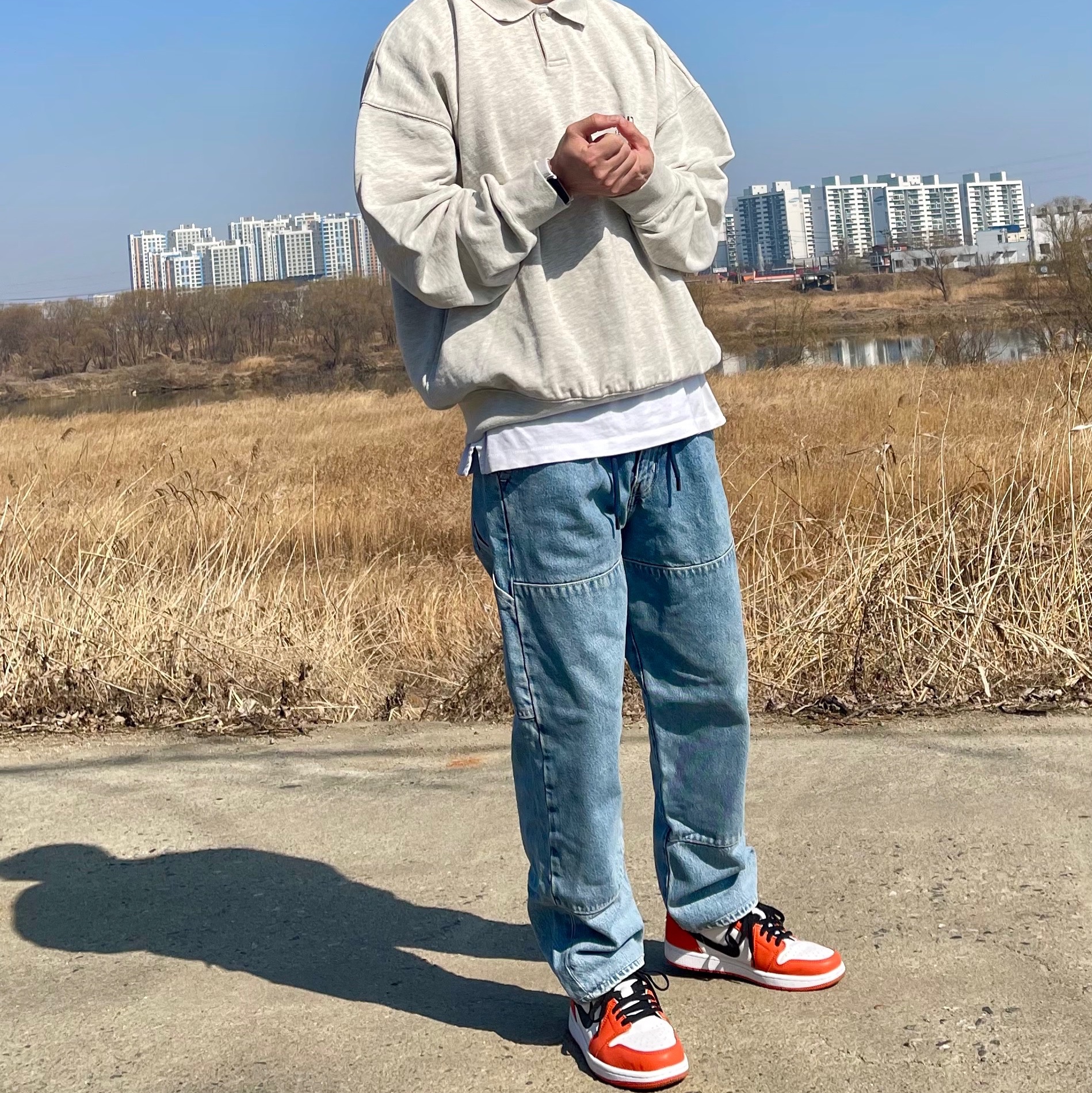 Essentials Long Sleeve French Terry Polo Oatmeal - 21SS, Jordan 1 Low OG Starfish 착용 스타일 - 3