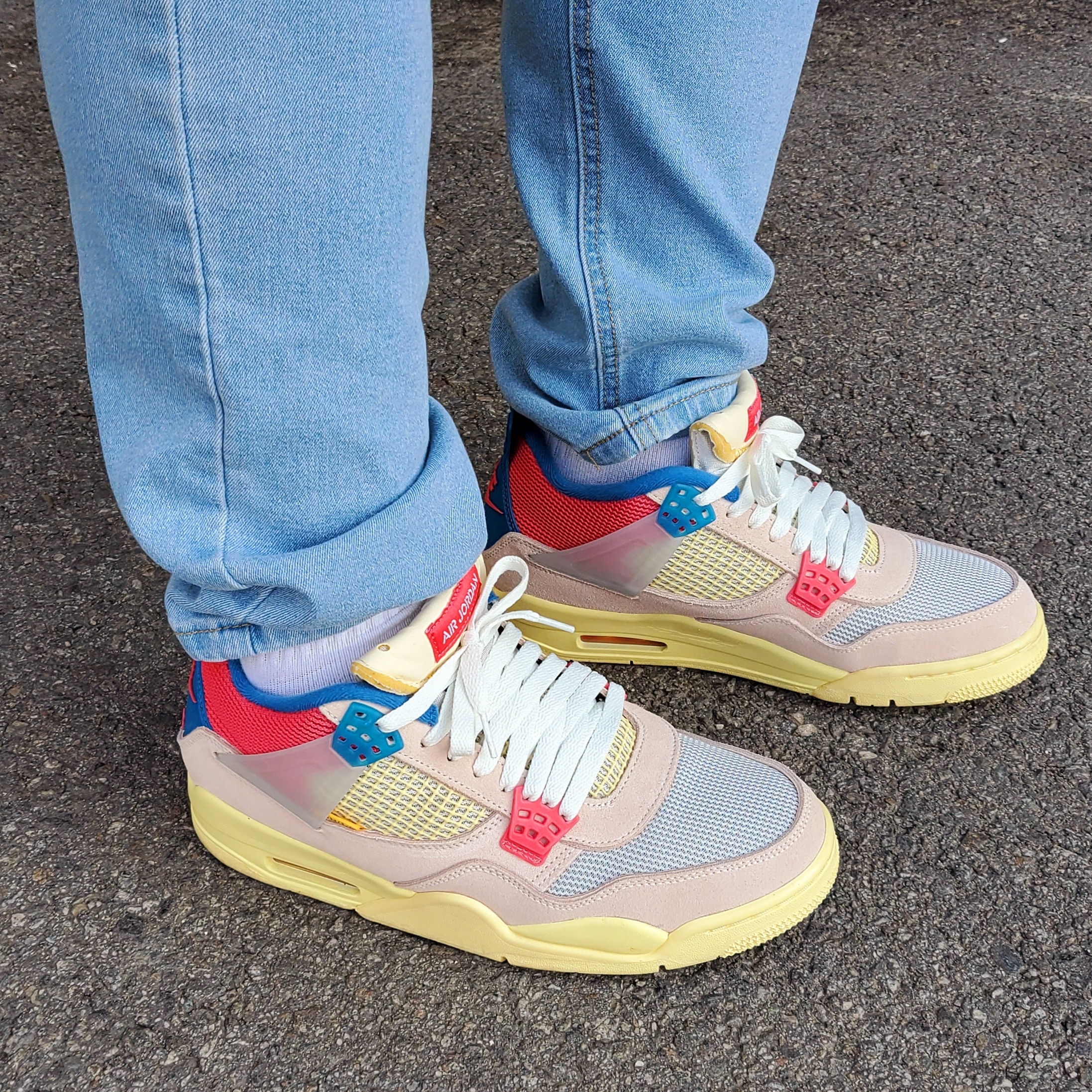 Jordan 4 x Union Retro Guava Ice 착용 스타일 - 2