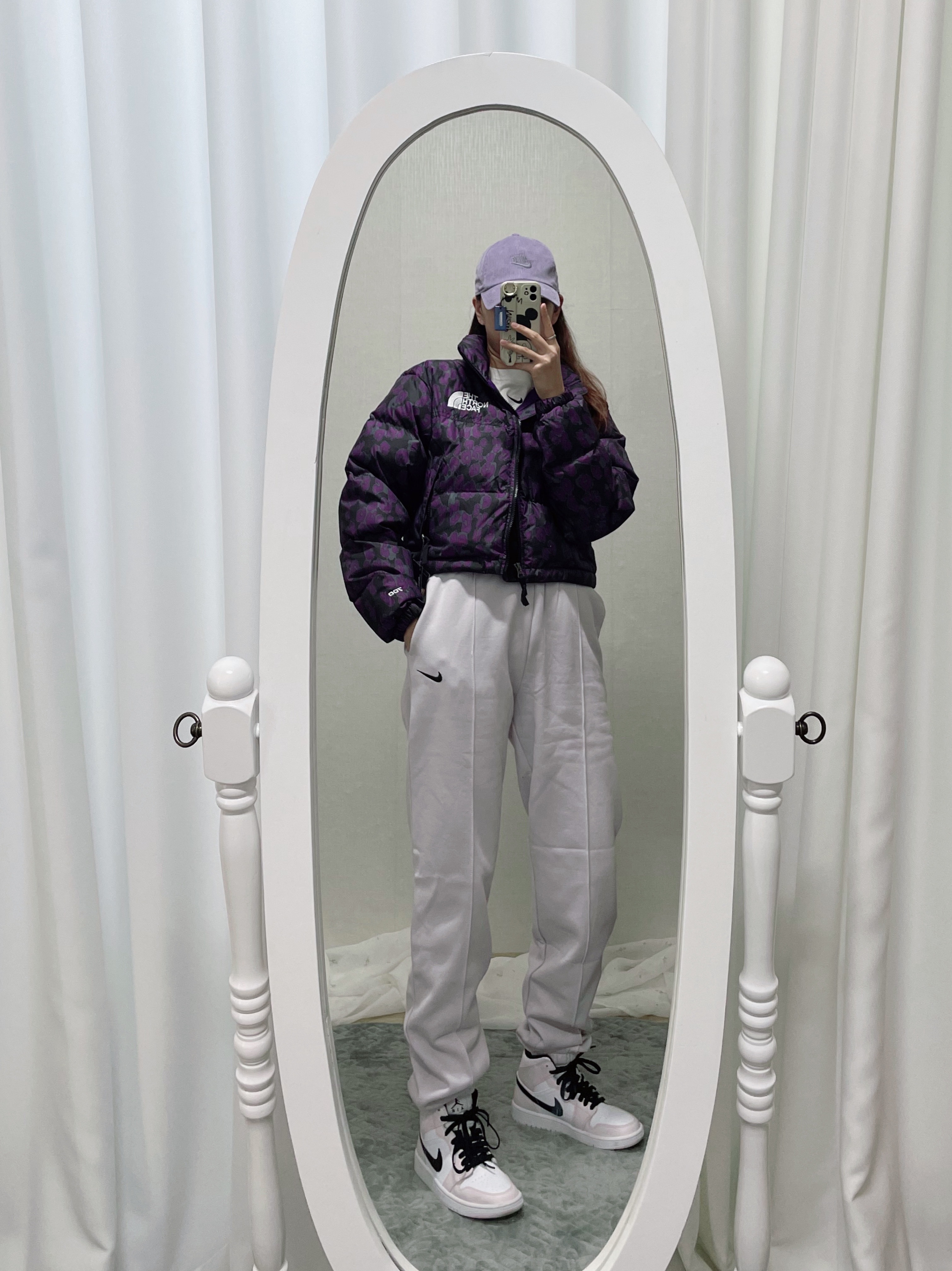 (W) Jordan 1 Mid Barely Rose, Nike Heritage 86 Corduroy Cap Lavender 착용 스타일 - 2