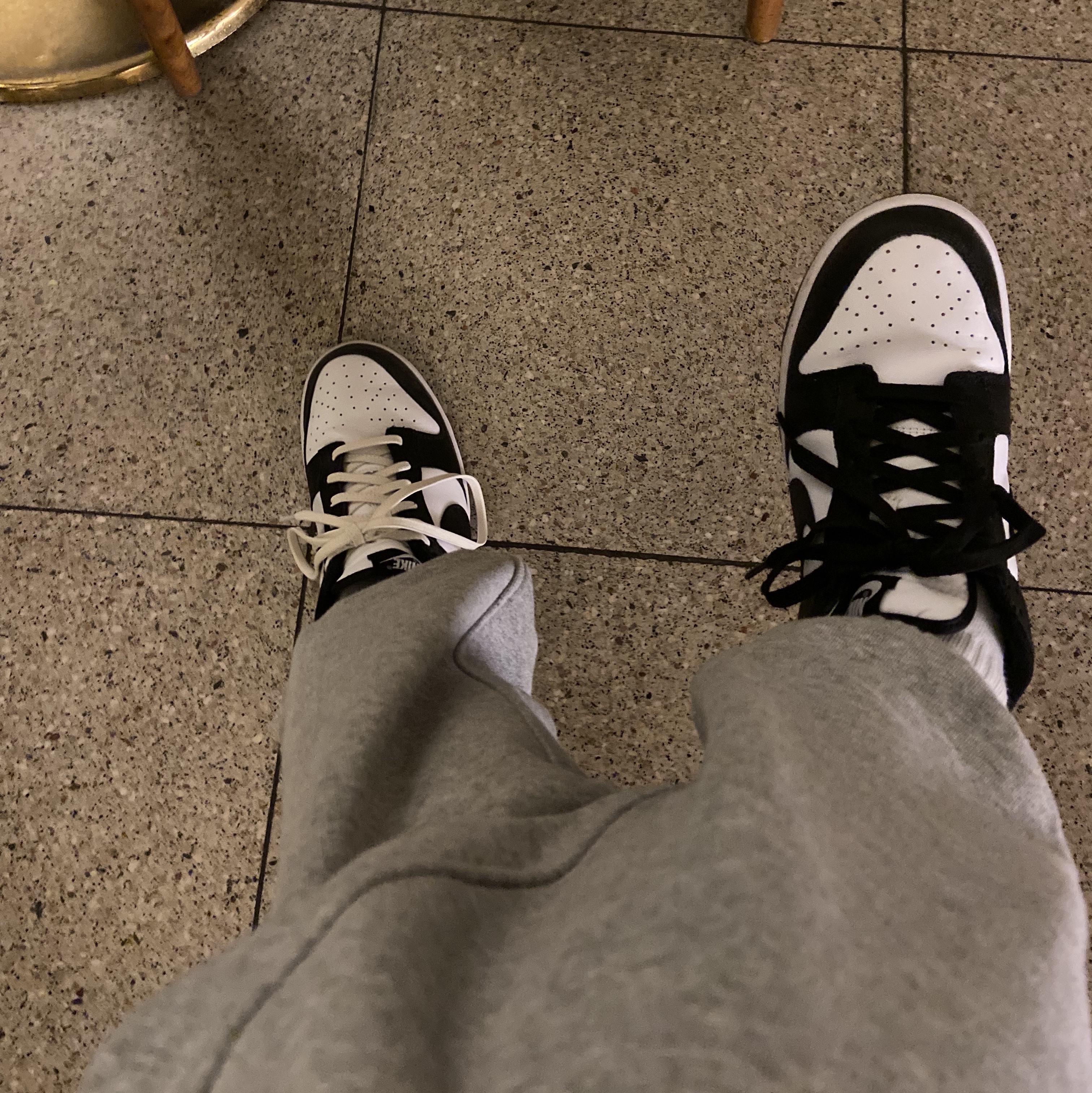 Nike Dunk Low Retro Black 착용 스타일 - 1