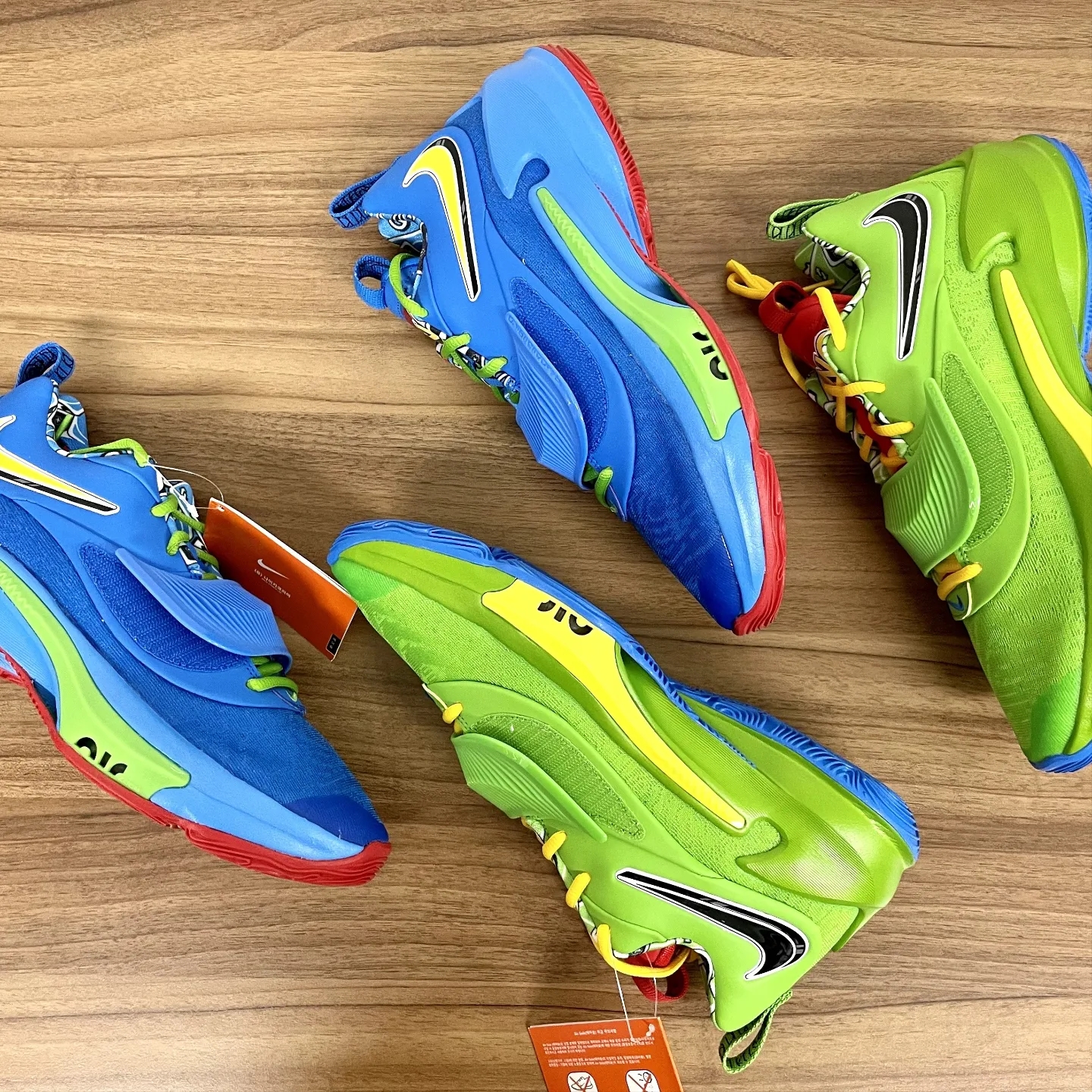 Nike x UNO Zoom Freak 3 NRG Green Bean, Nike x UNO Zoom Freak 3 NRG Photo Blue 착용 스타일 - 1