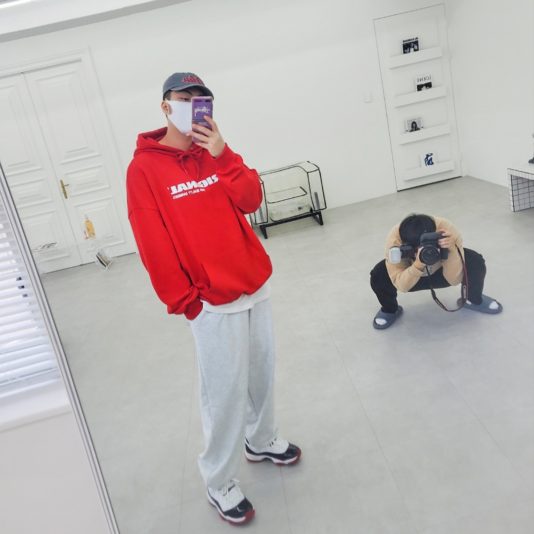 Jordan 11 Retro Low Concord Bred 착용 스타일 - 1
