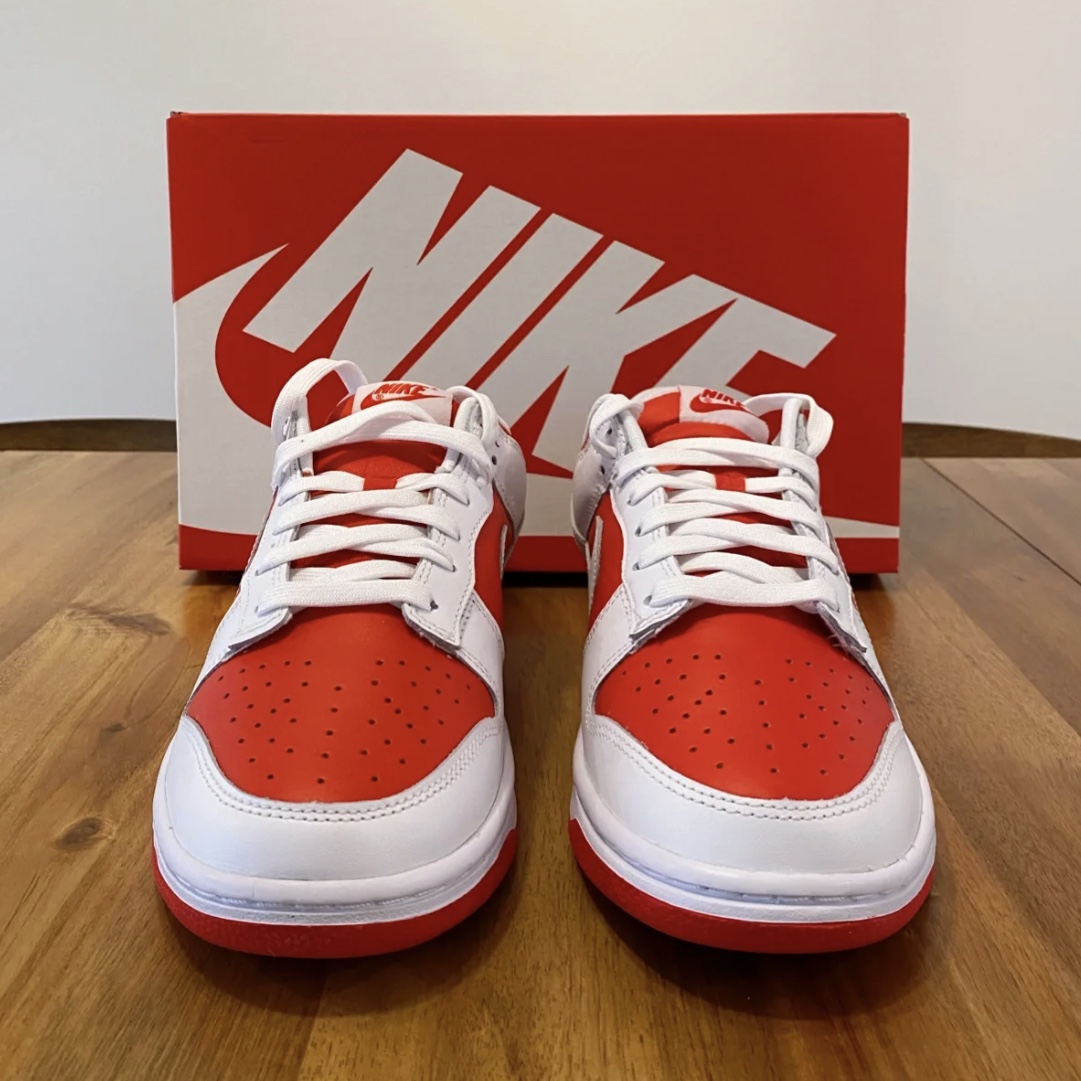 Nike Dunk Low Retro Championship Red 착용 스타일 - 2