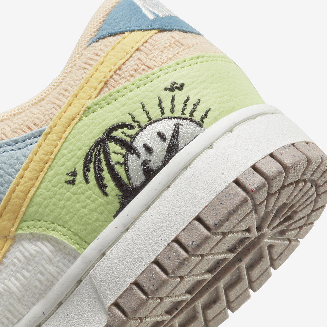 (W) Nike Dunk Low SE Sun Club Sanded Gold 착용 스타일 - 5
