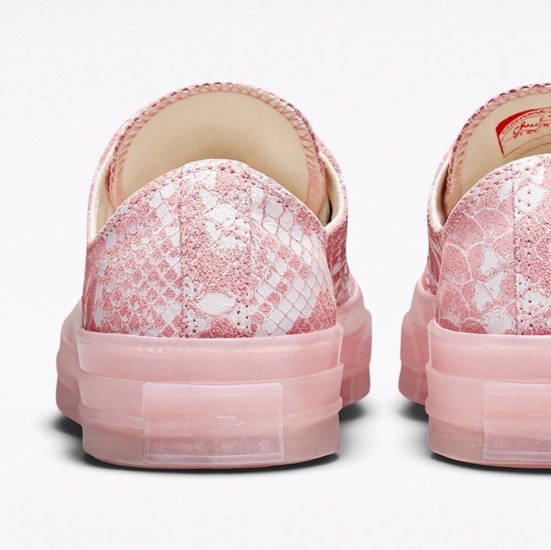 Converse x Golf Wang Chuck 70 Ox Snake Blue Topaz, Converse x Golf Wang Chuck 70 Ox Snake Pink Dogwood 착용 스타일 - 4