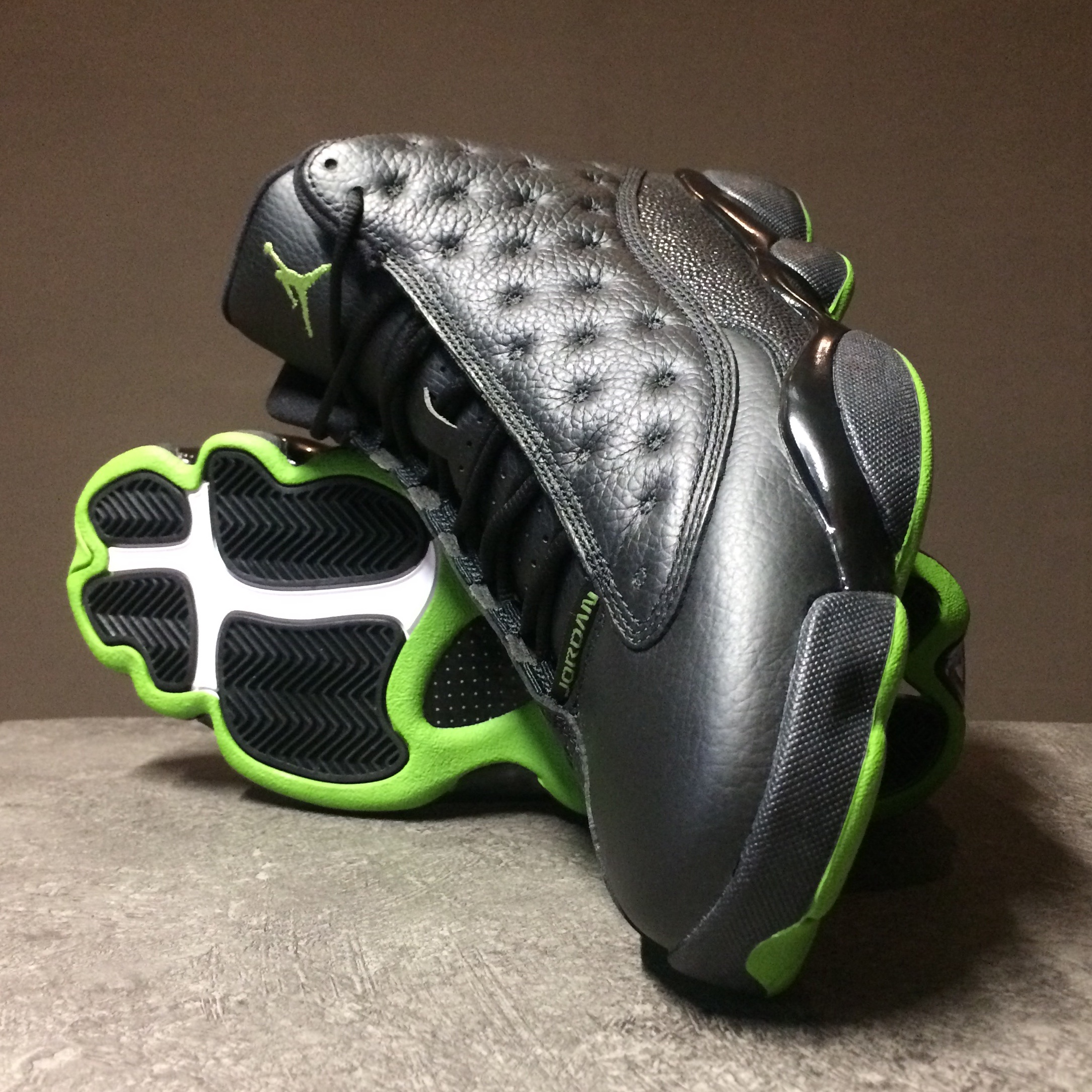 Jordan 13 Retro Altitude 2017 착용 스타일 - 4