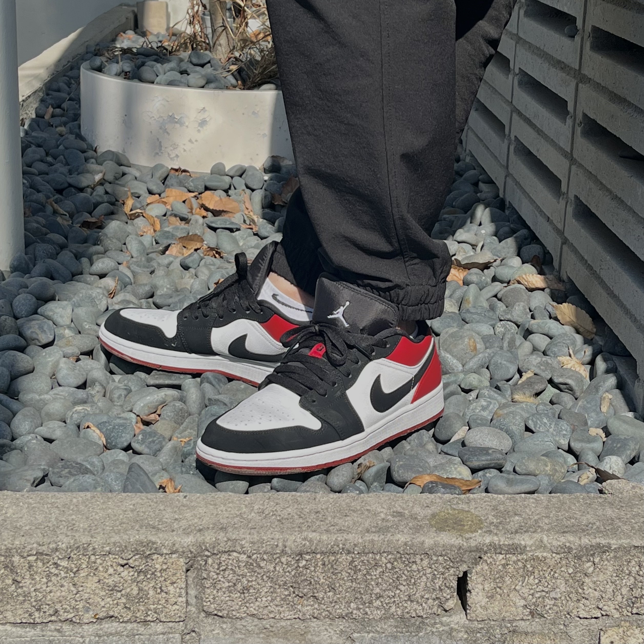 Jordan 1 Low Black Toe 착용 스타일