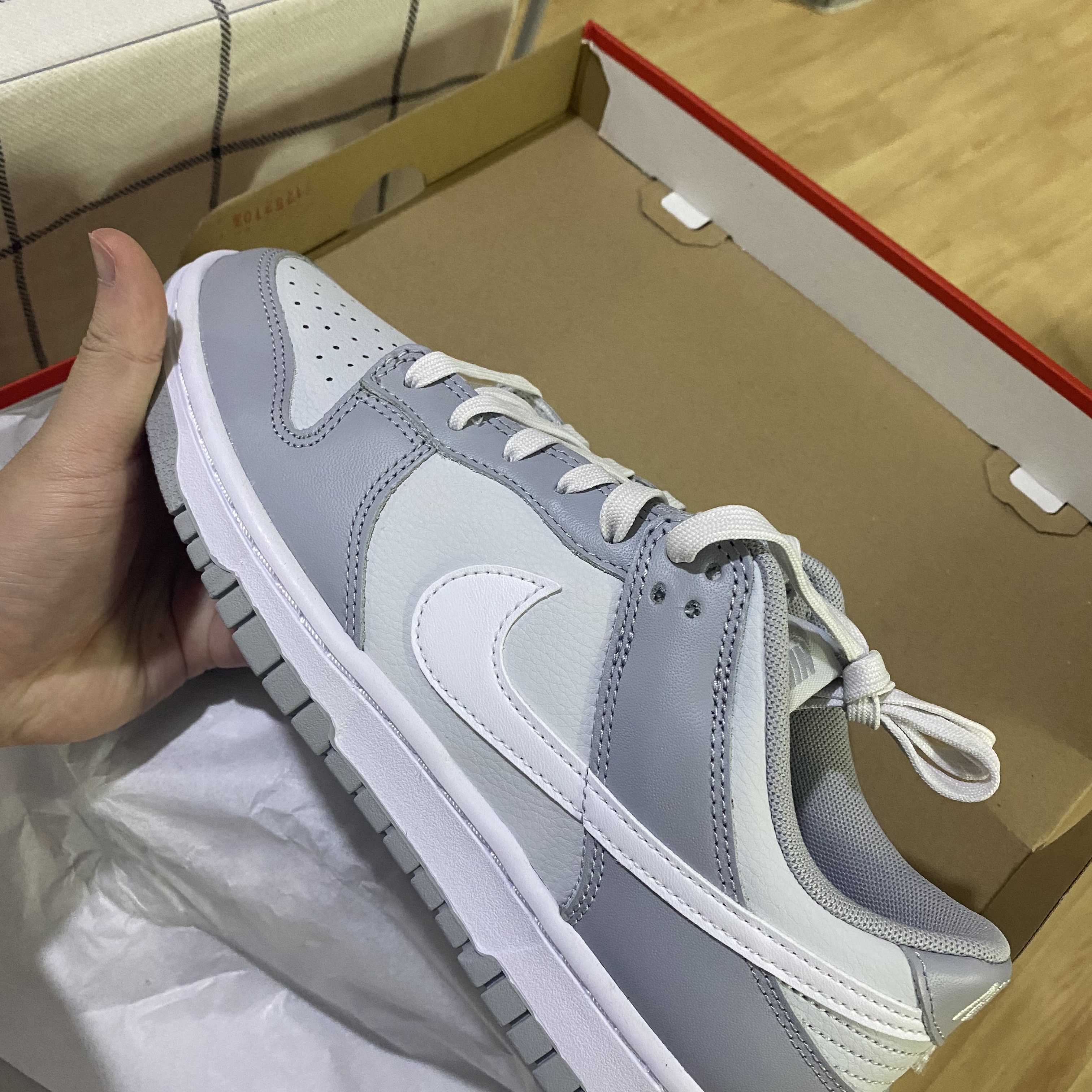 Nike Dunk Low Retro Wolf Grey 착용 스타일