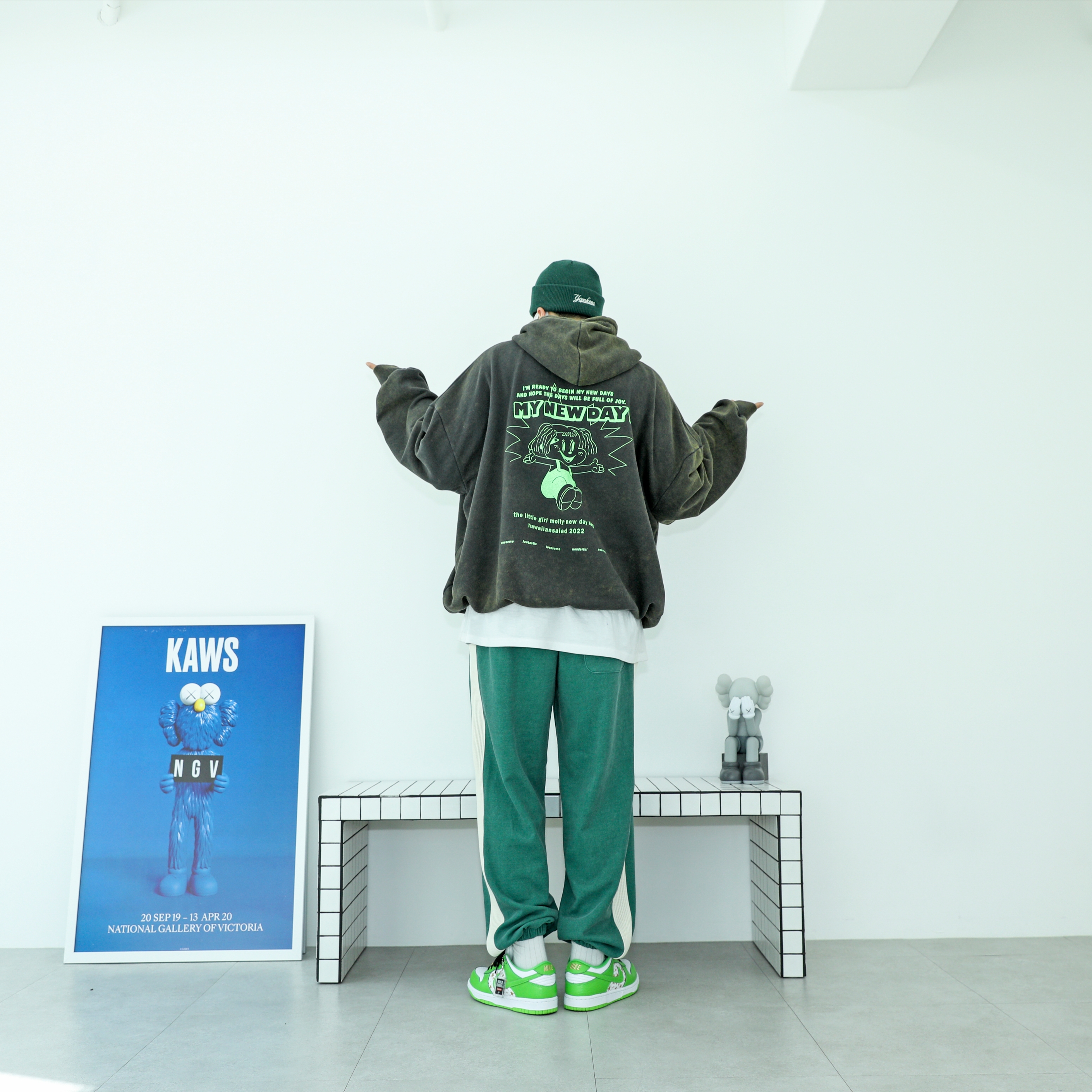 Nike x Supreme SB Dunk Low Mean Green 착용 스타일 - 1