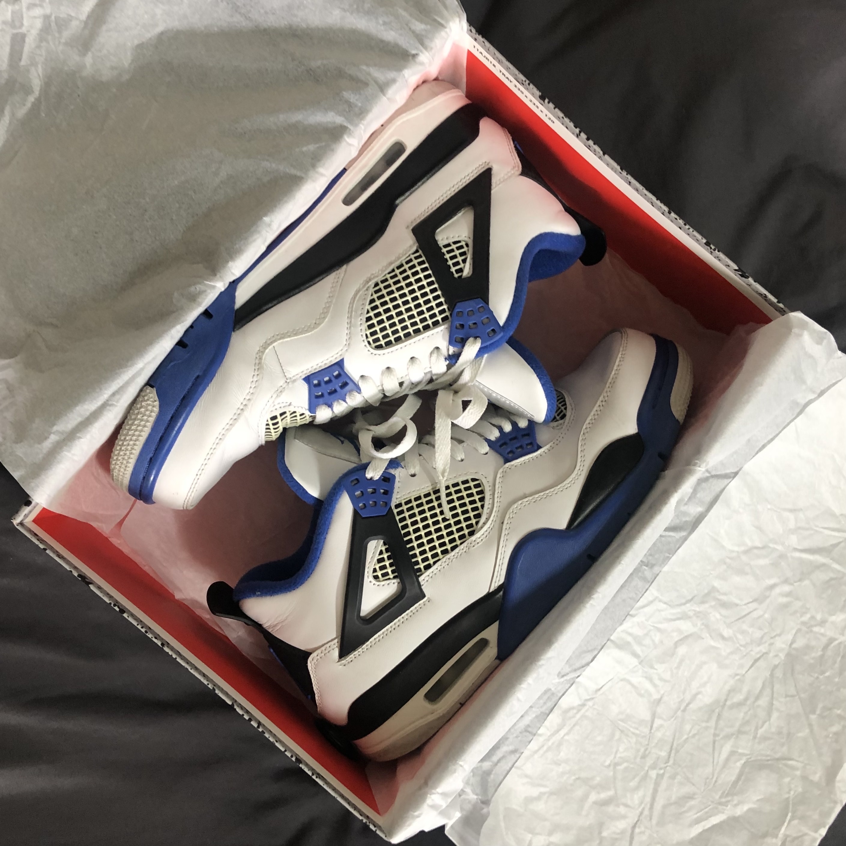 Jordan 4 Retro Motorsports 2017 착용 스타일