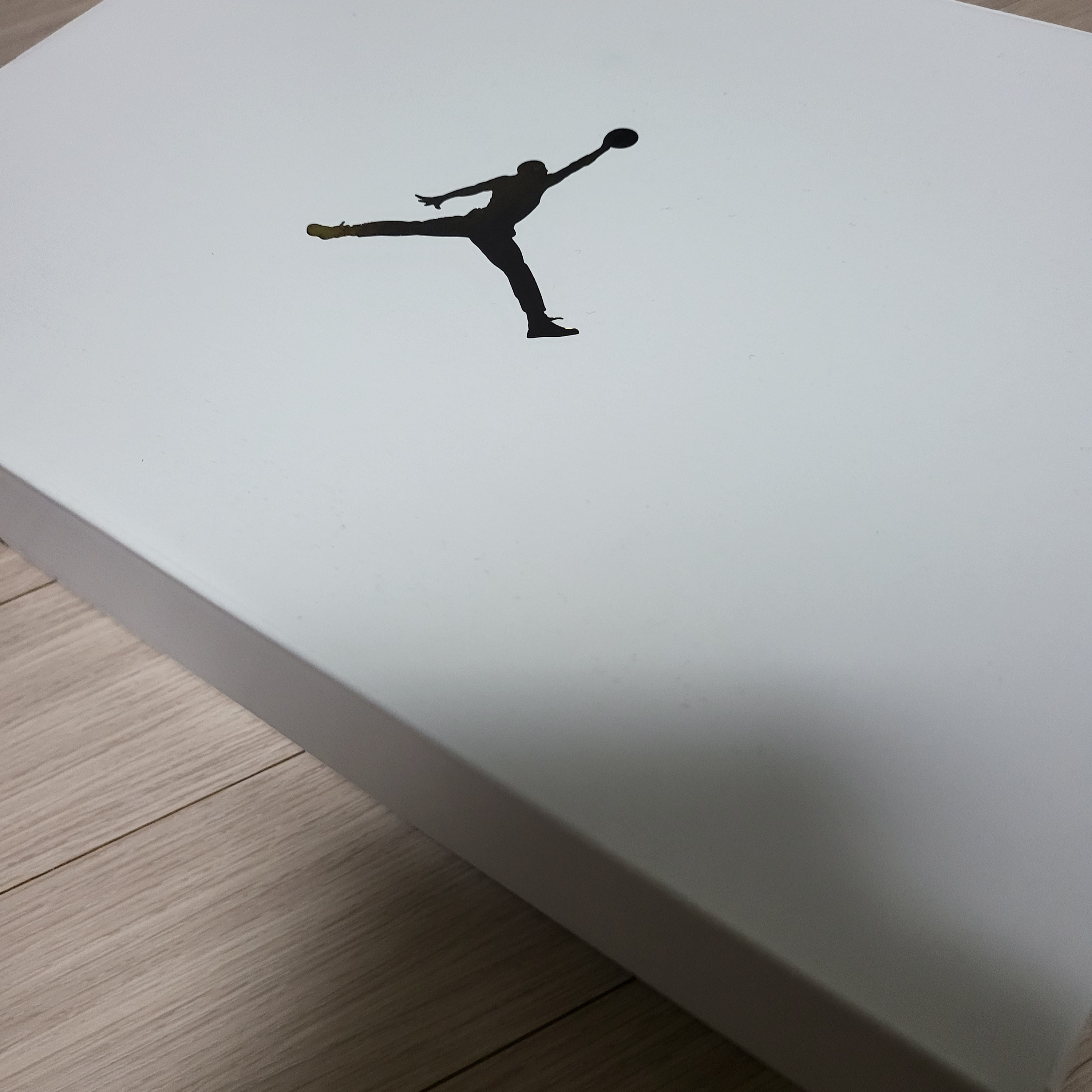 (W) Jordan 1 Mid SE Light Mulberry 착용 스타일 - 2
