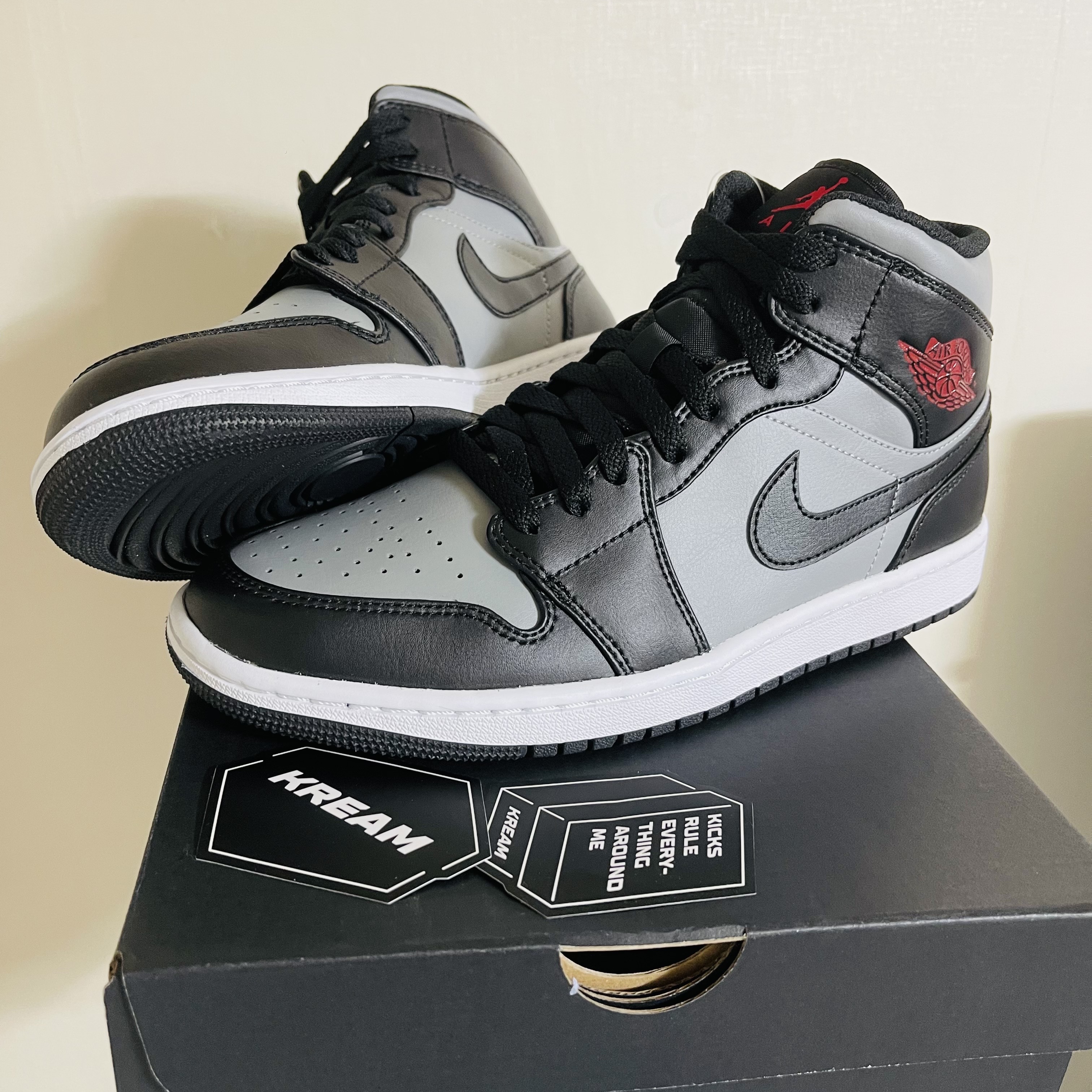Jordan 1 Mid Shadow 착용 스타일 - 2