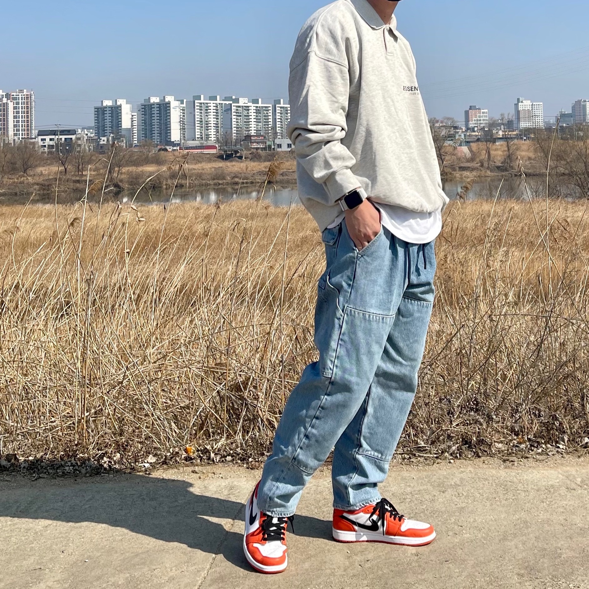 Essentials Long Sleeve French Terry Polo Oatmeal - 21SS, Jordan 1 Low OG Starfish 착용 스타일 - 1