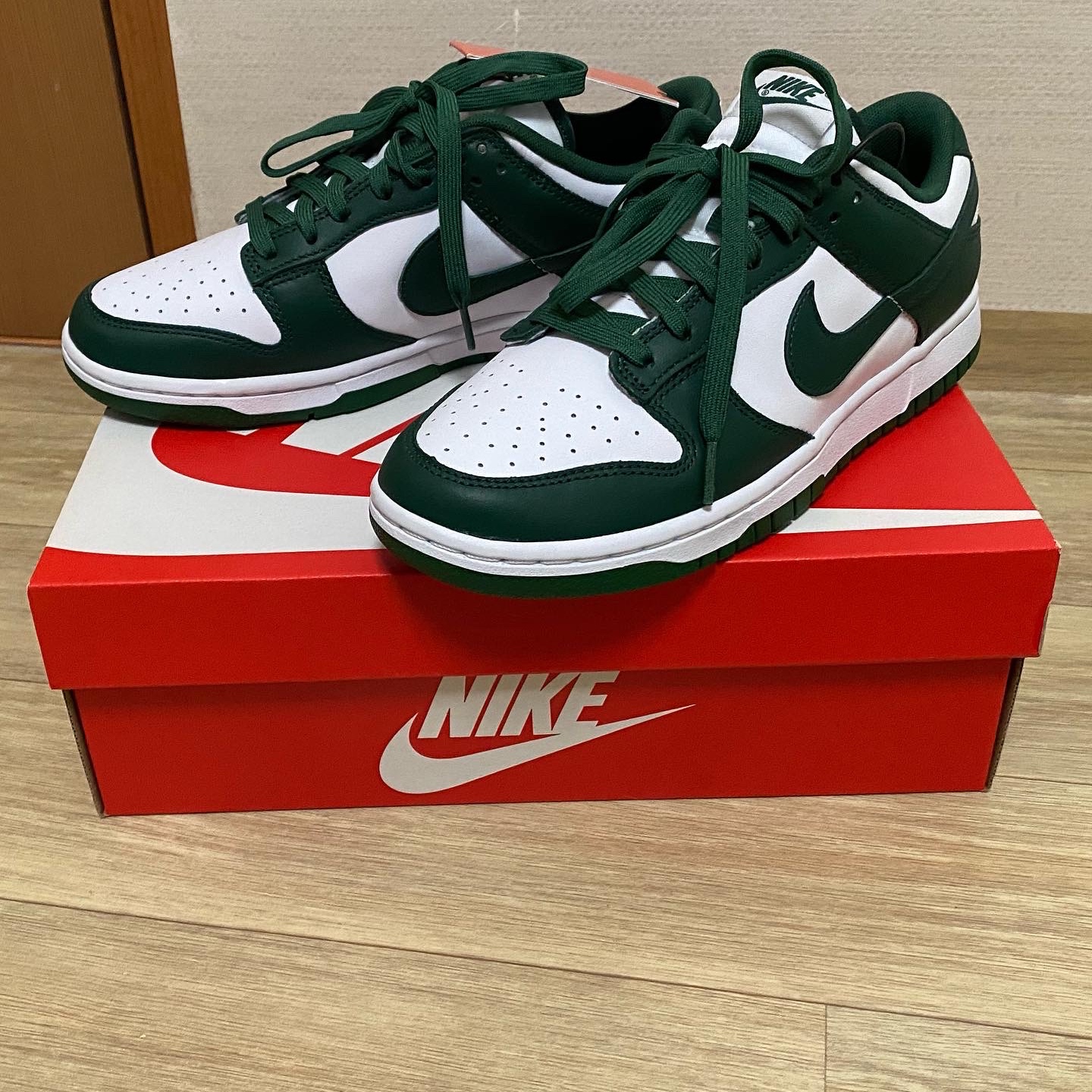 Nike Dunk Low Retro Varsity Green 착용 스타일 - 1