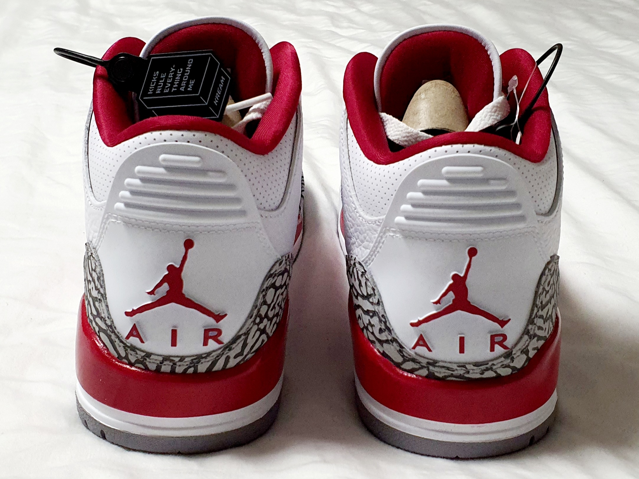 Jordan 3 Retro Cardinal Red 착용 스타일 - 4