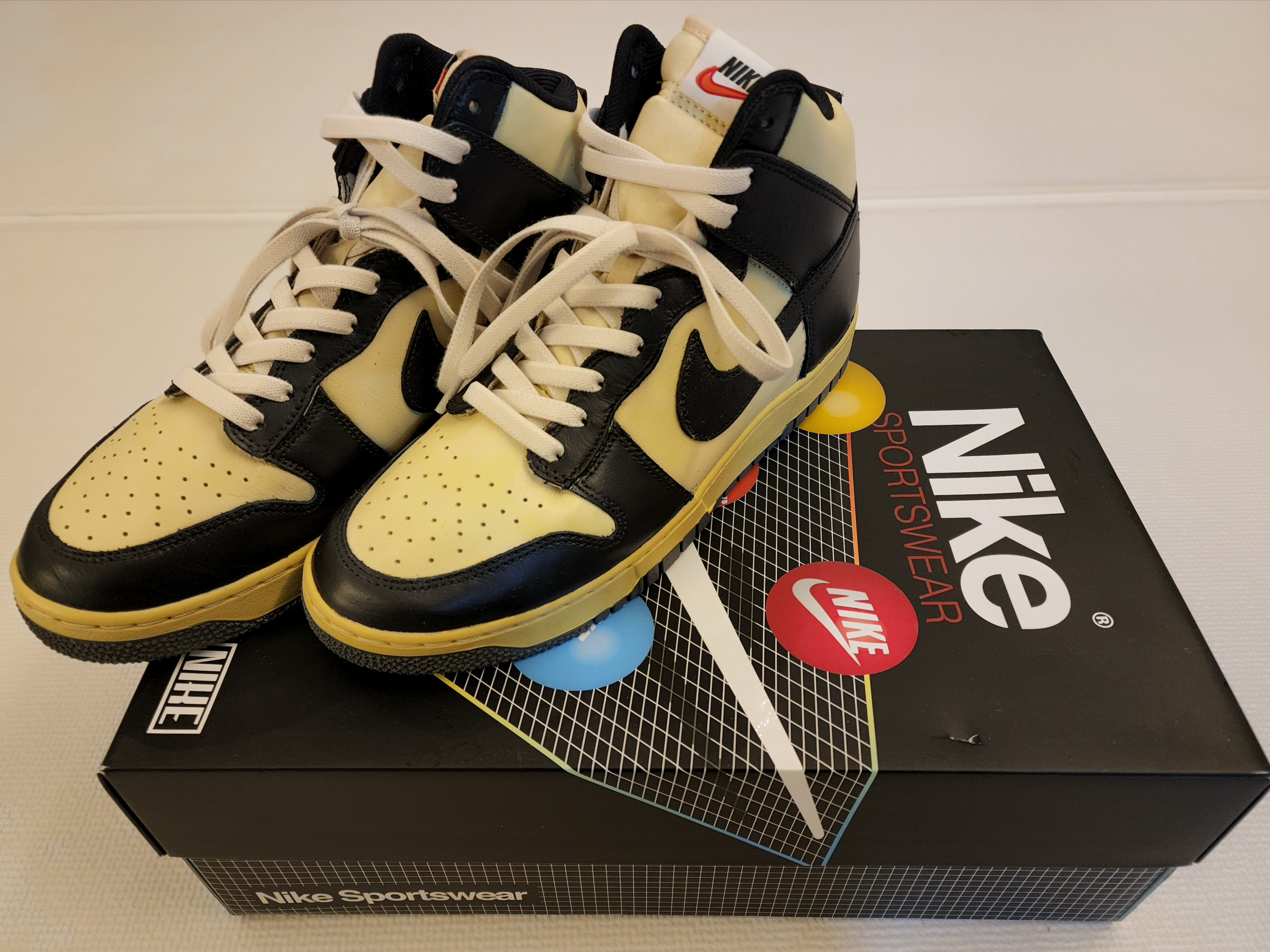 Nike Dunk High 1985 SP Black Acid Wash 착용 스타일