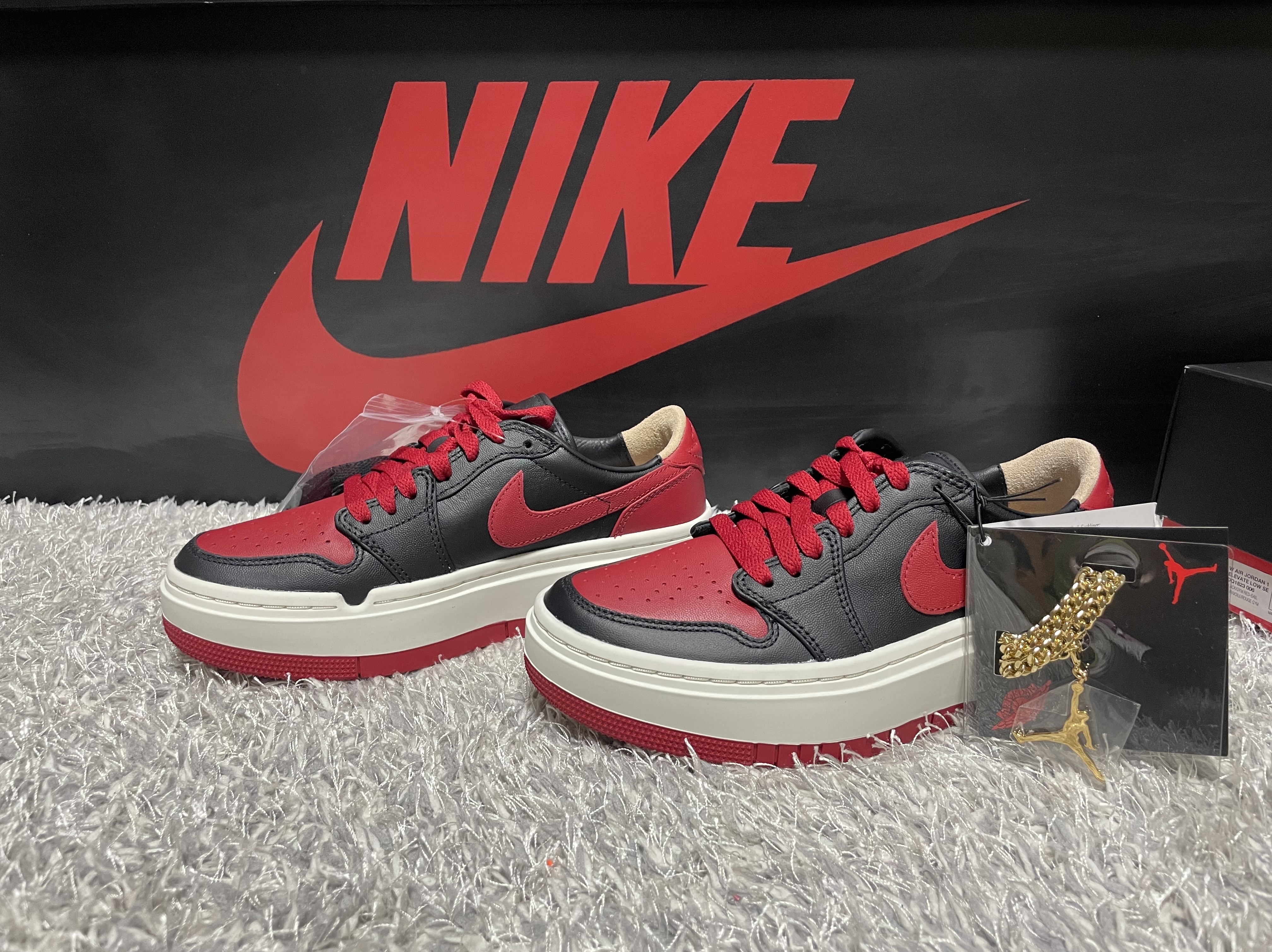 (W) Jordan 1 Elevate Low SE Bred 착용 스타일 - 1