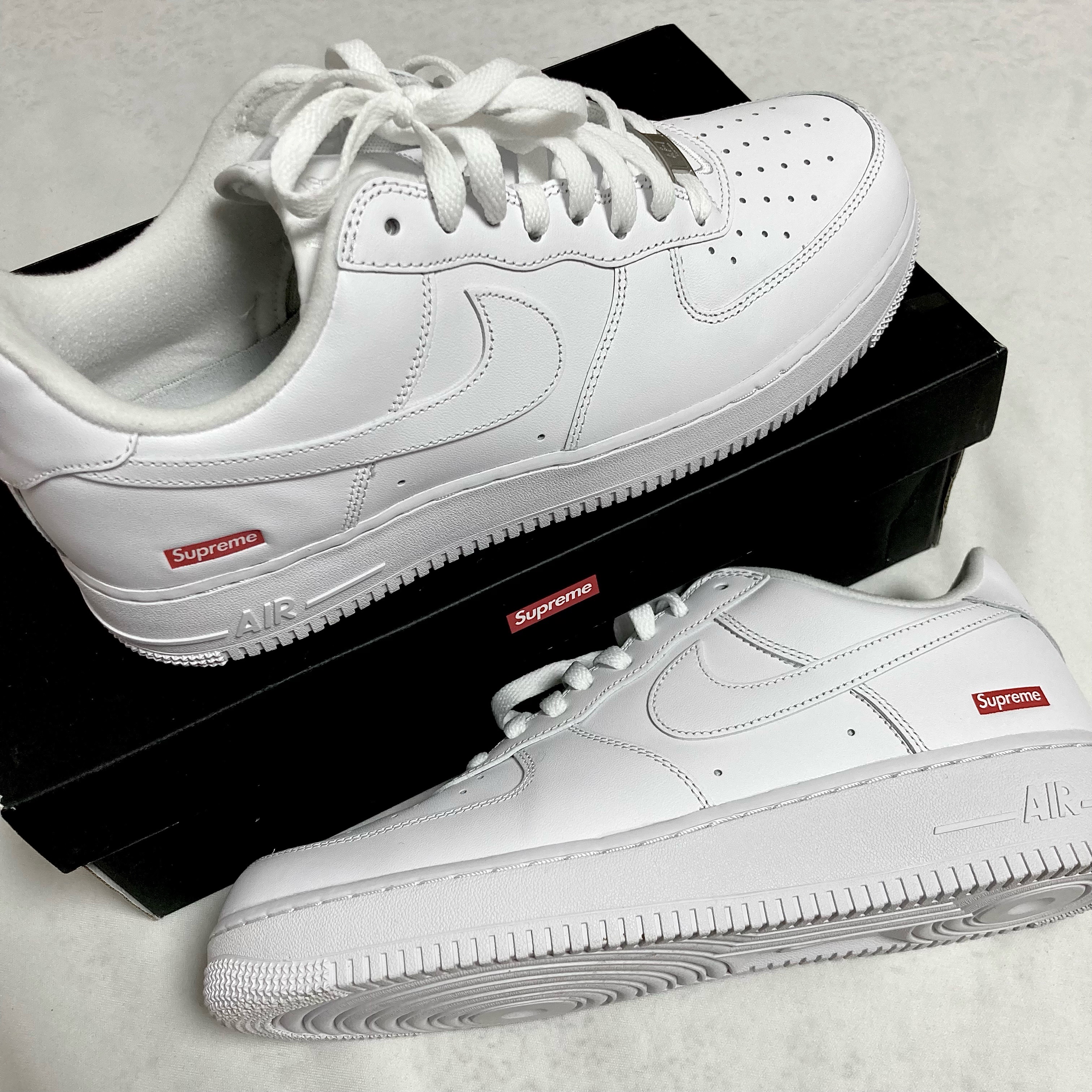 Nike x Supreme Air Force 1 Low White 착용 스타일