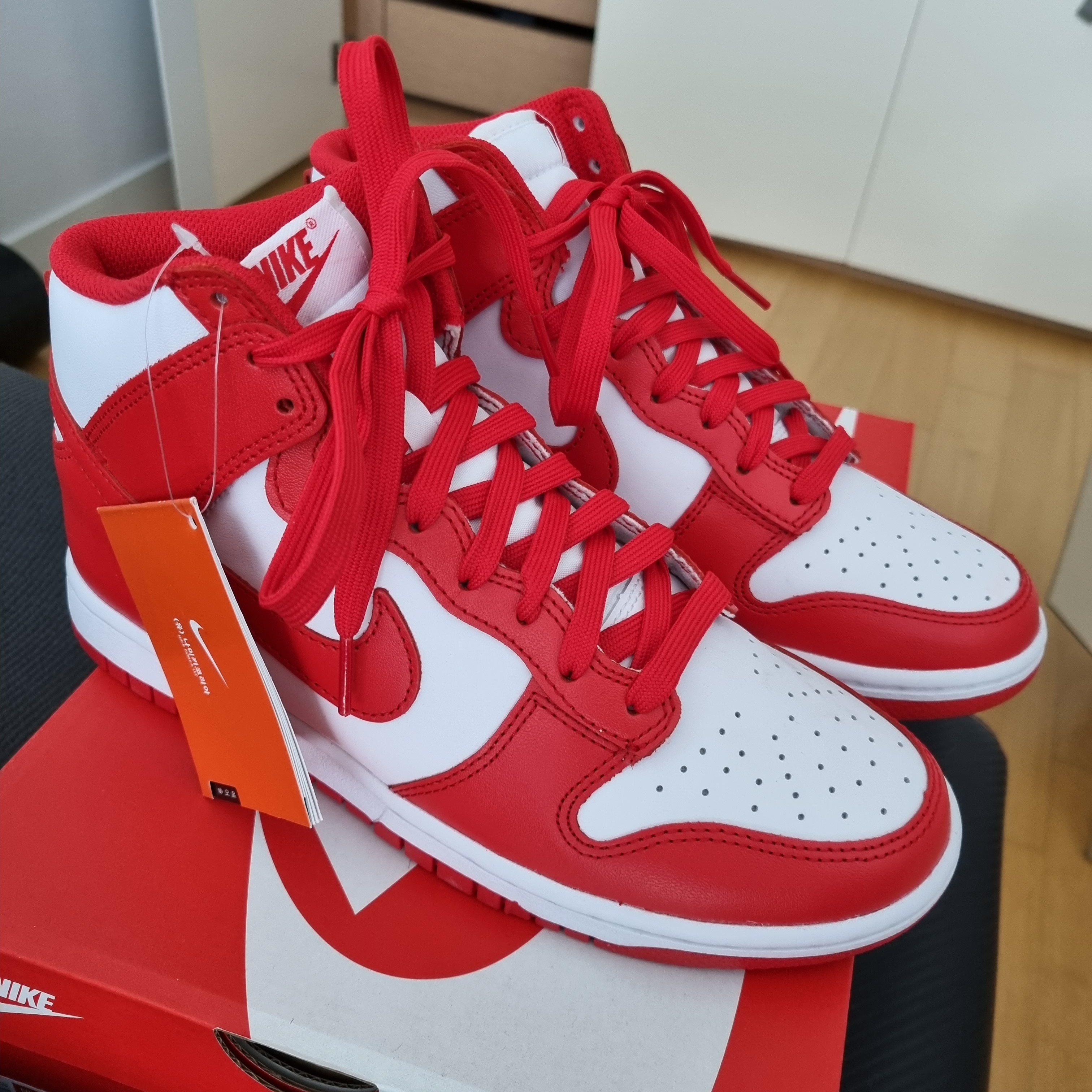 Nike Dunk High Retro Championship White and Red 착용 스타일 - 3