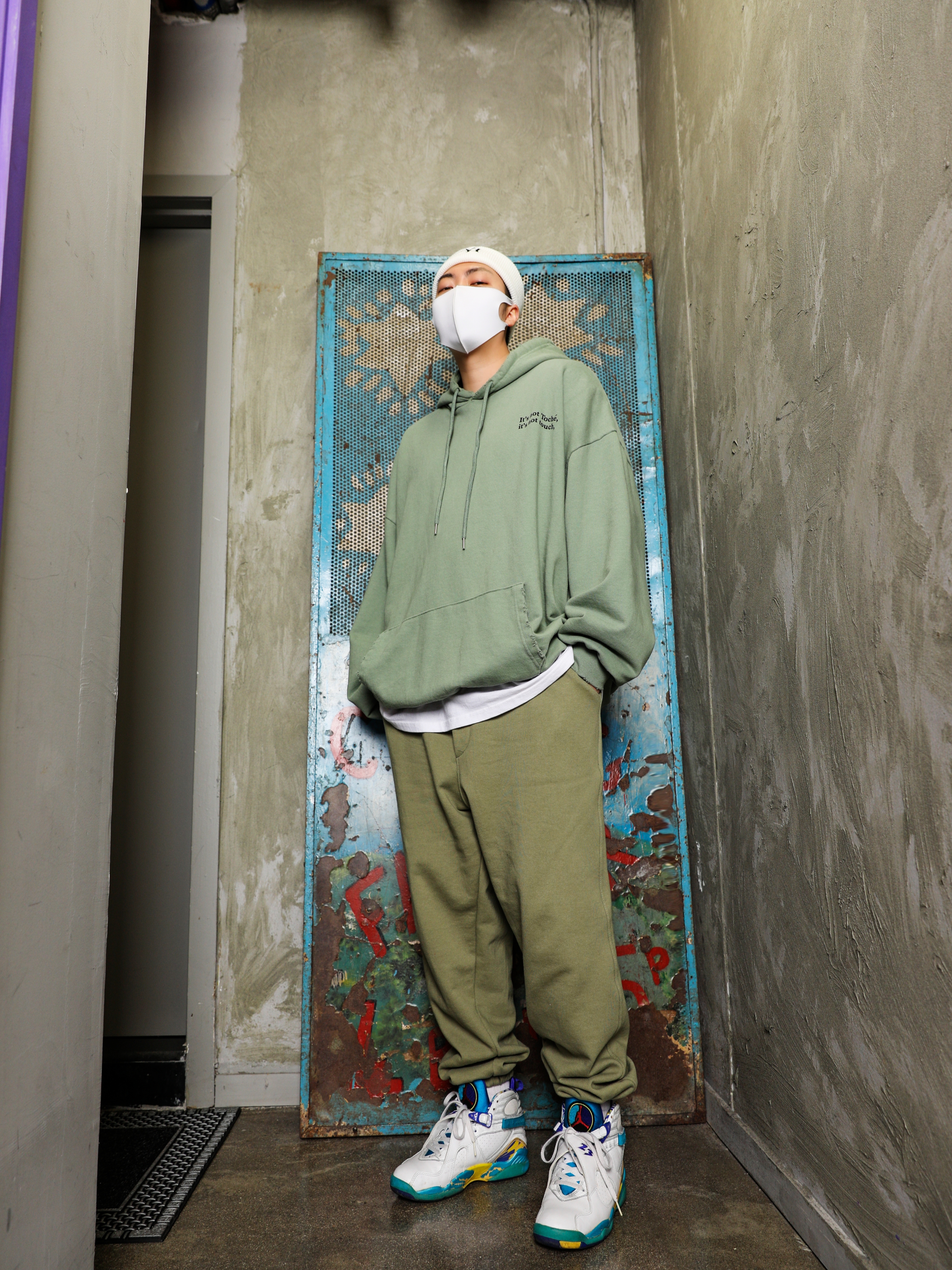 (W) Jordan 8 Retro White Aqua 2019 착용 스타일 - 2