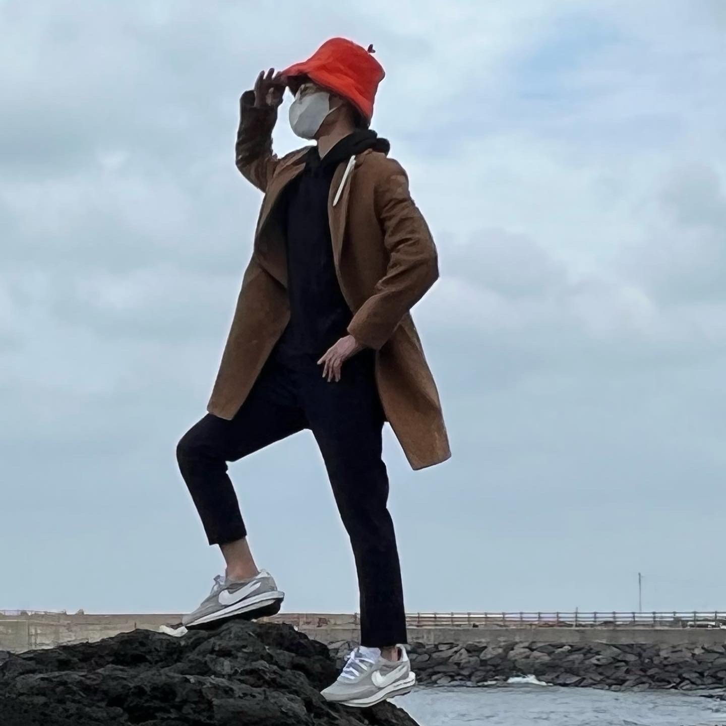Nike x Sacai x Fragment LDWaffle Light Smoke Grey 착용 스타일 - 1