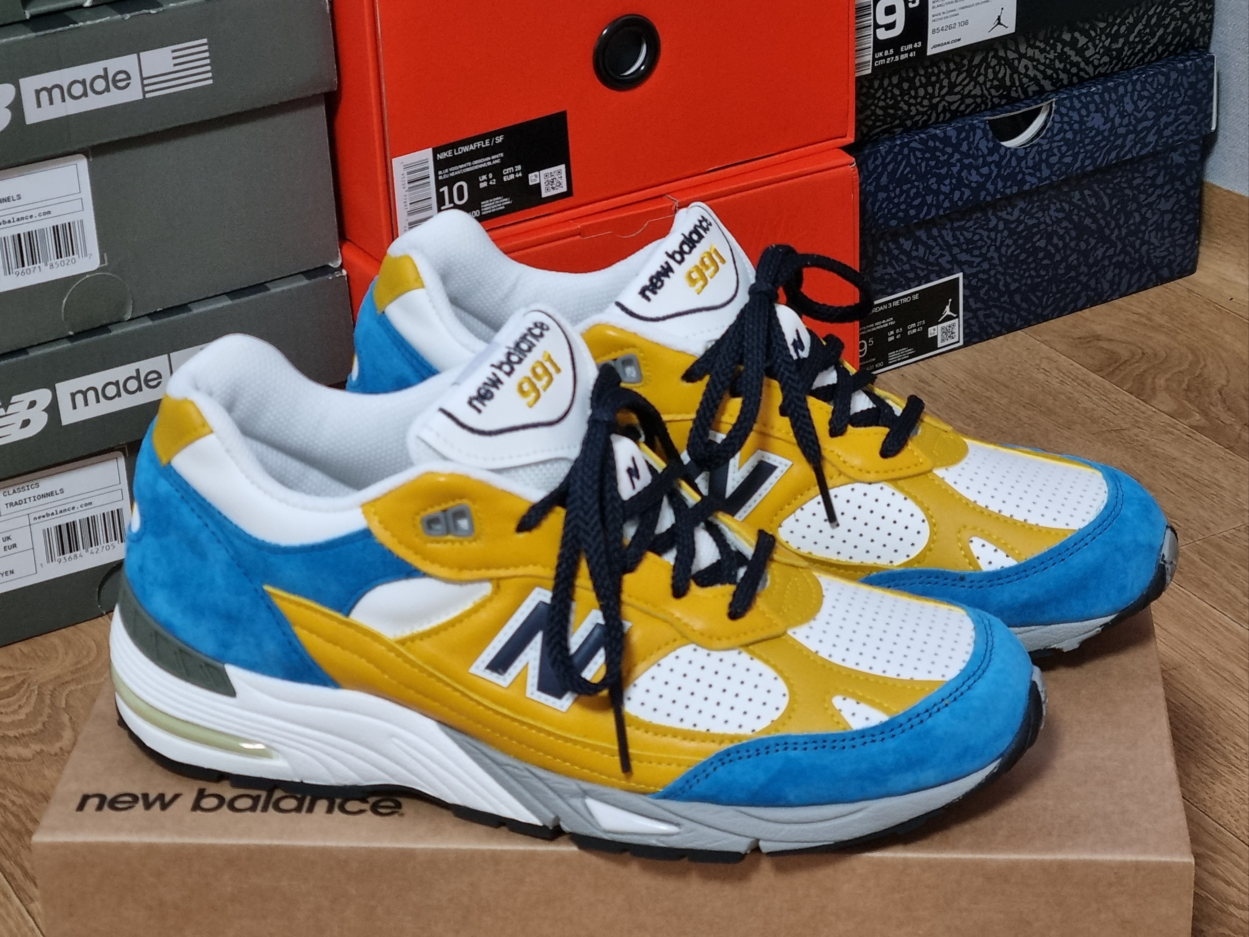 New Balance x SNS 991 Made in UK Yellow Blue 착용 스타일