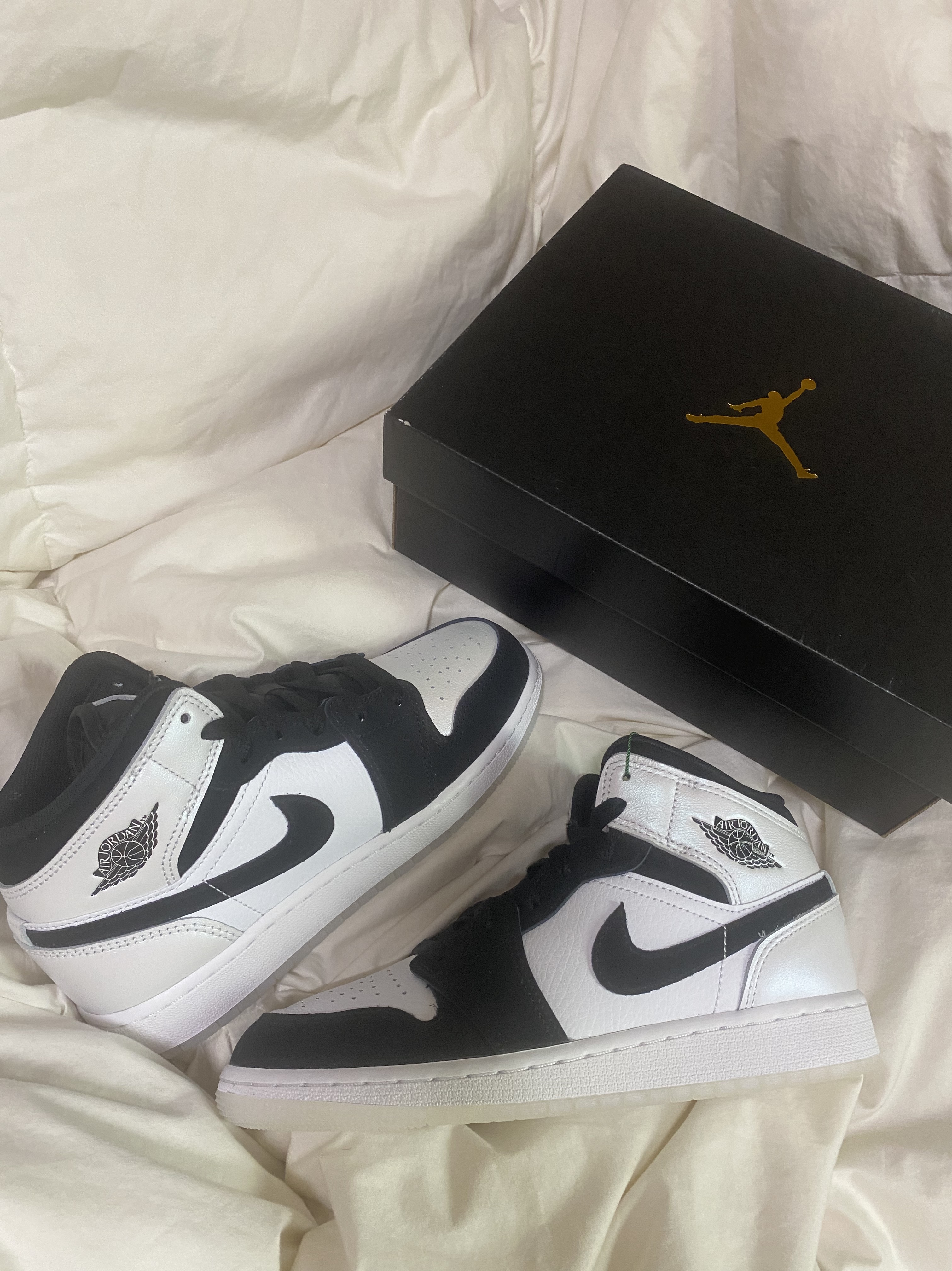 (GS) Jordan 1 Mid SE Diamond, Jordan 1 Mid SE Diamond 착용 스타일 - 1