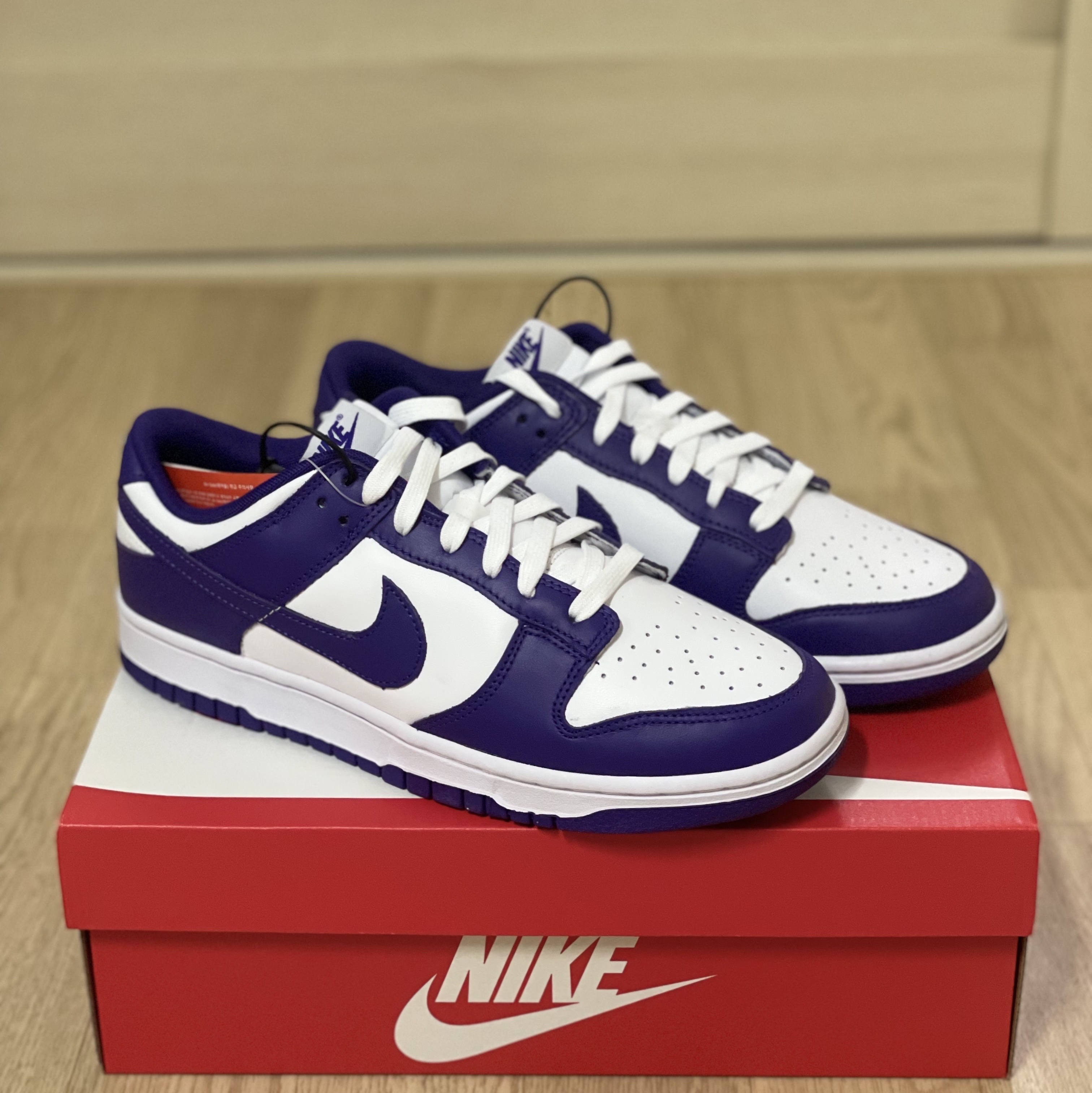Nike Dunk Low Retro Championship Court Purple 착용 스타일 - 2