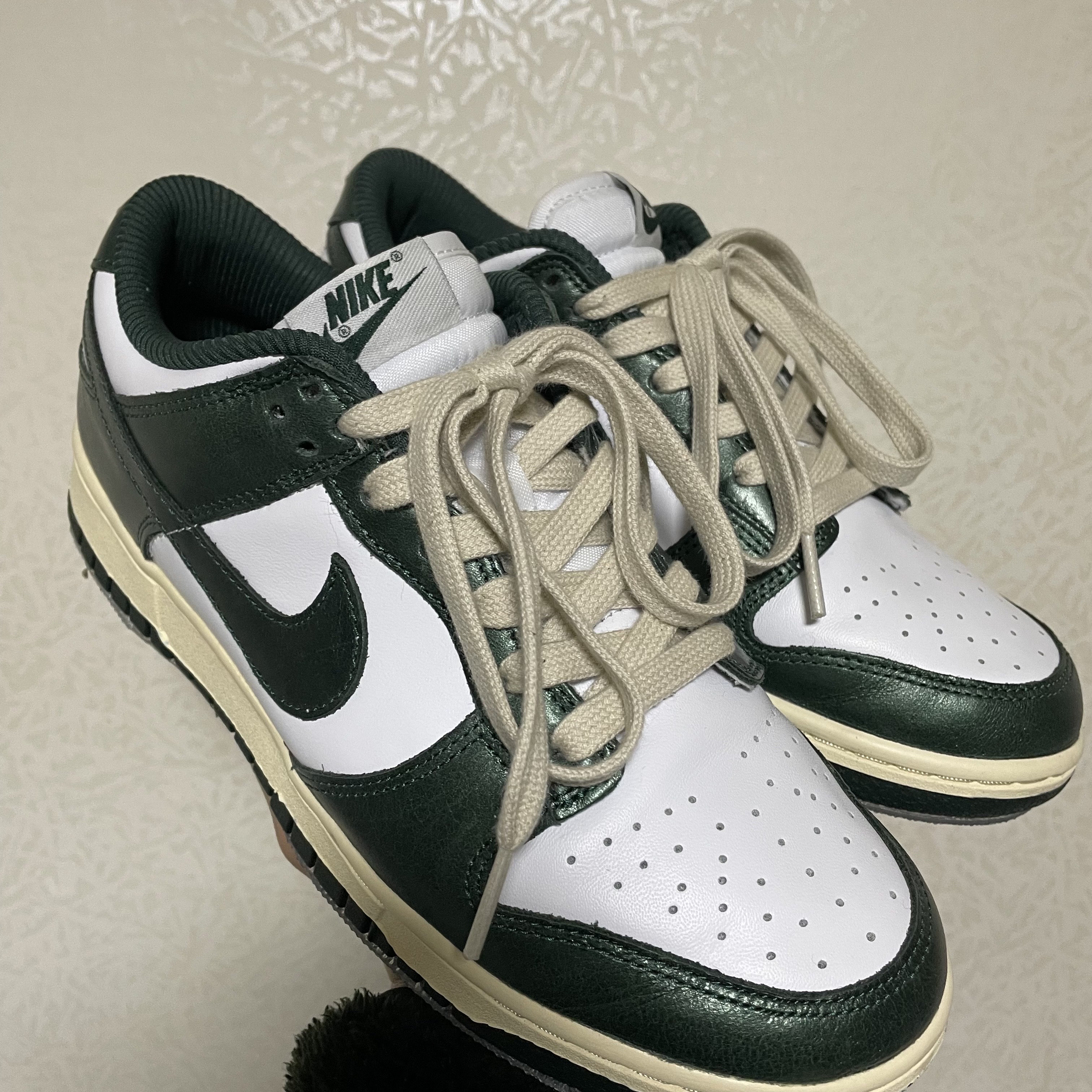 (W) Nike Dunk Low Vintage Green 착용 스타일