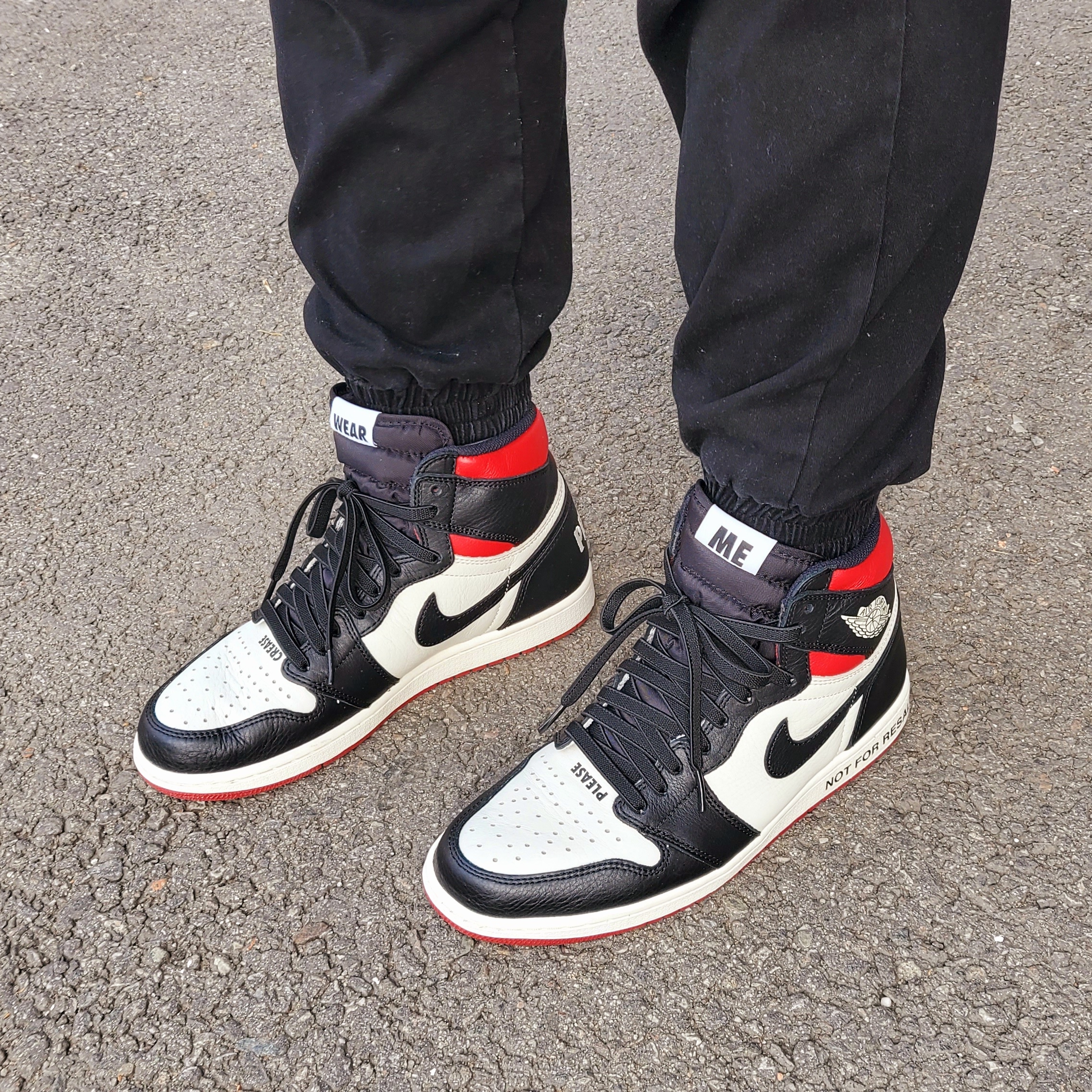 Jordan 1 Retro High Not for Resale Varsity Red 착용 스타일 - 2