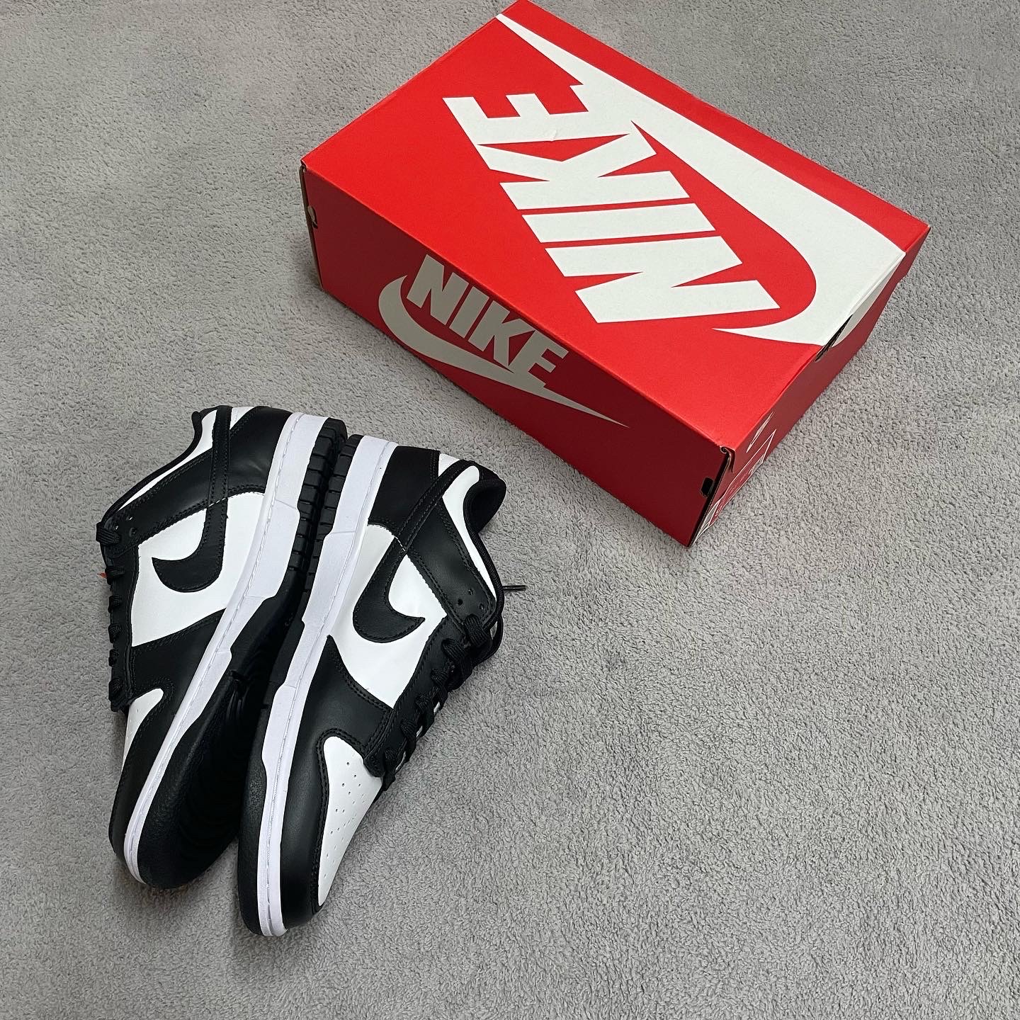 Nike Dunk Low Retro Black 착용 스타일