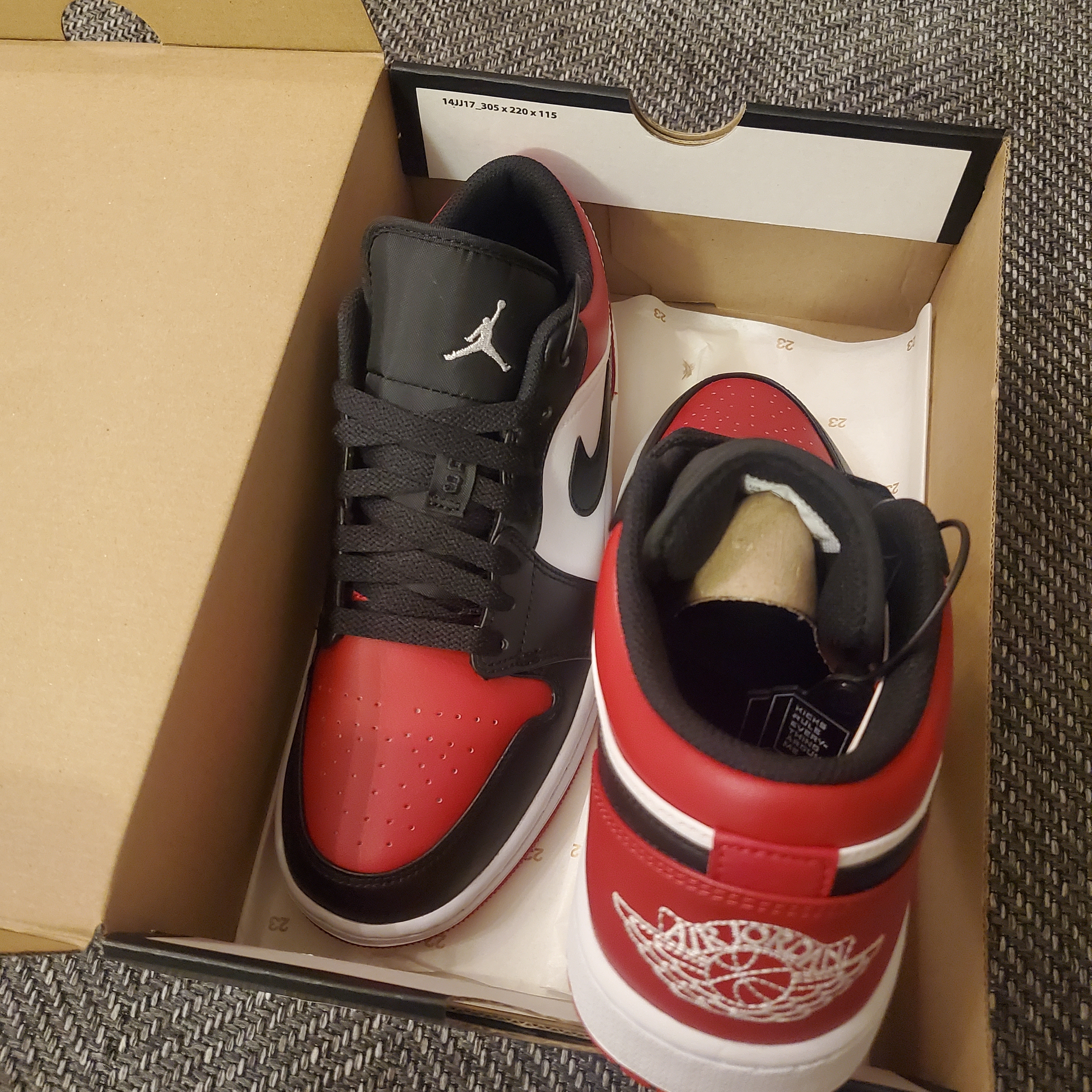 Jordan 1 Low Bred Toe 착용 스타일