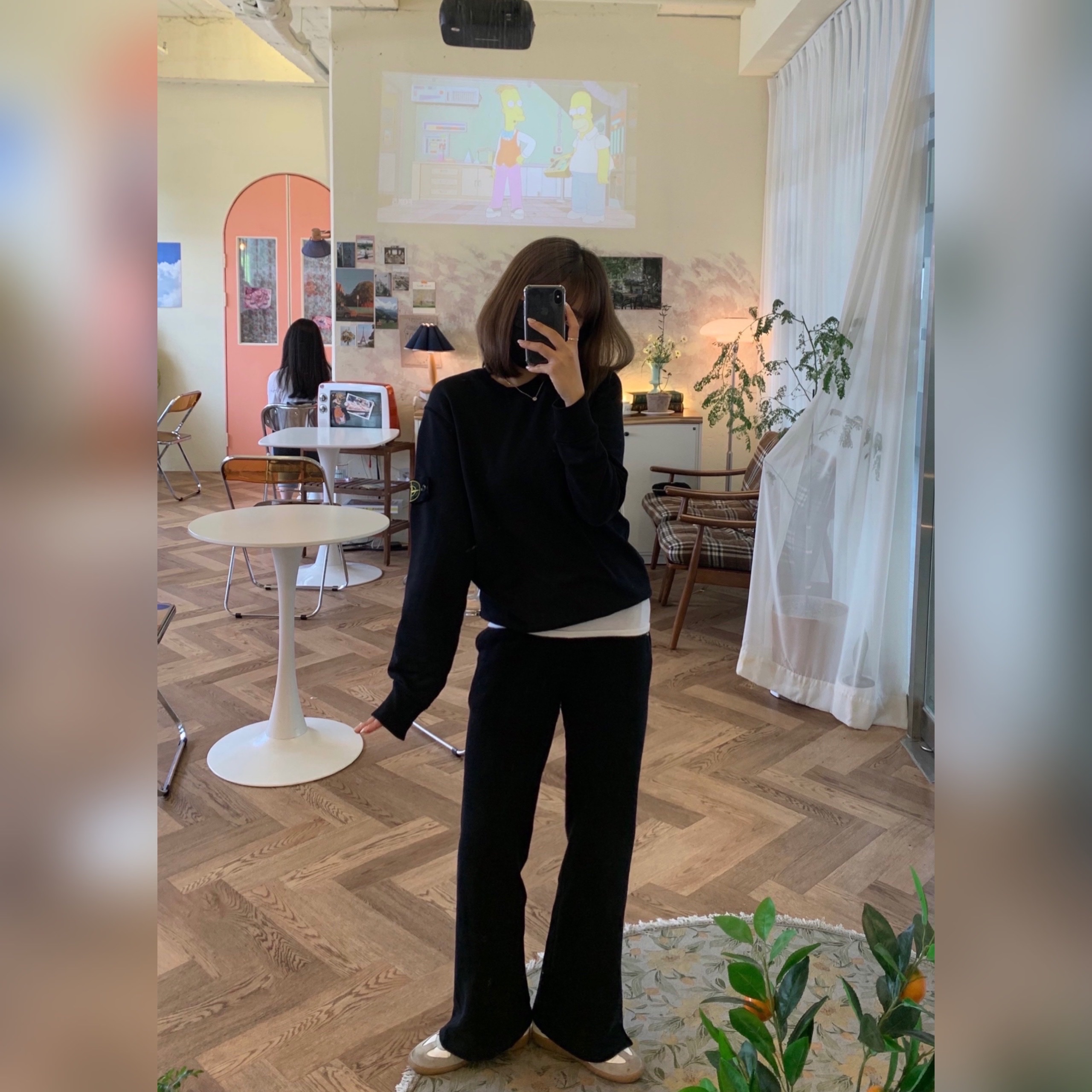 Stone Island 63020 Crewneck Sweatshirt Black - 21FW, Maison Margiela Calfskin Replica Sneakers 착용 스타일