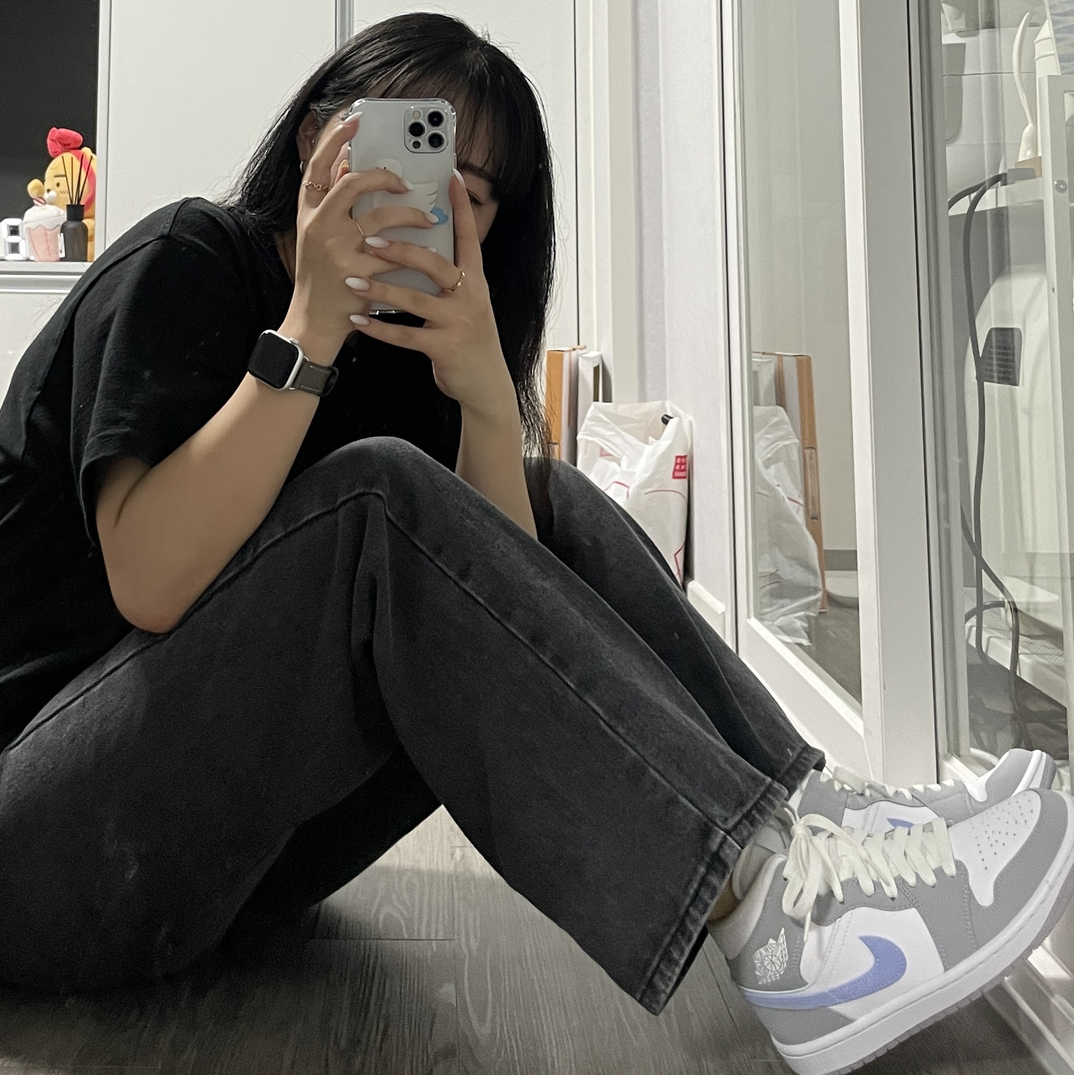 (W) Jordan 1 Mid Wolf Grey 착용 스타일 - 3