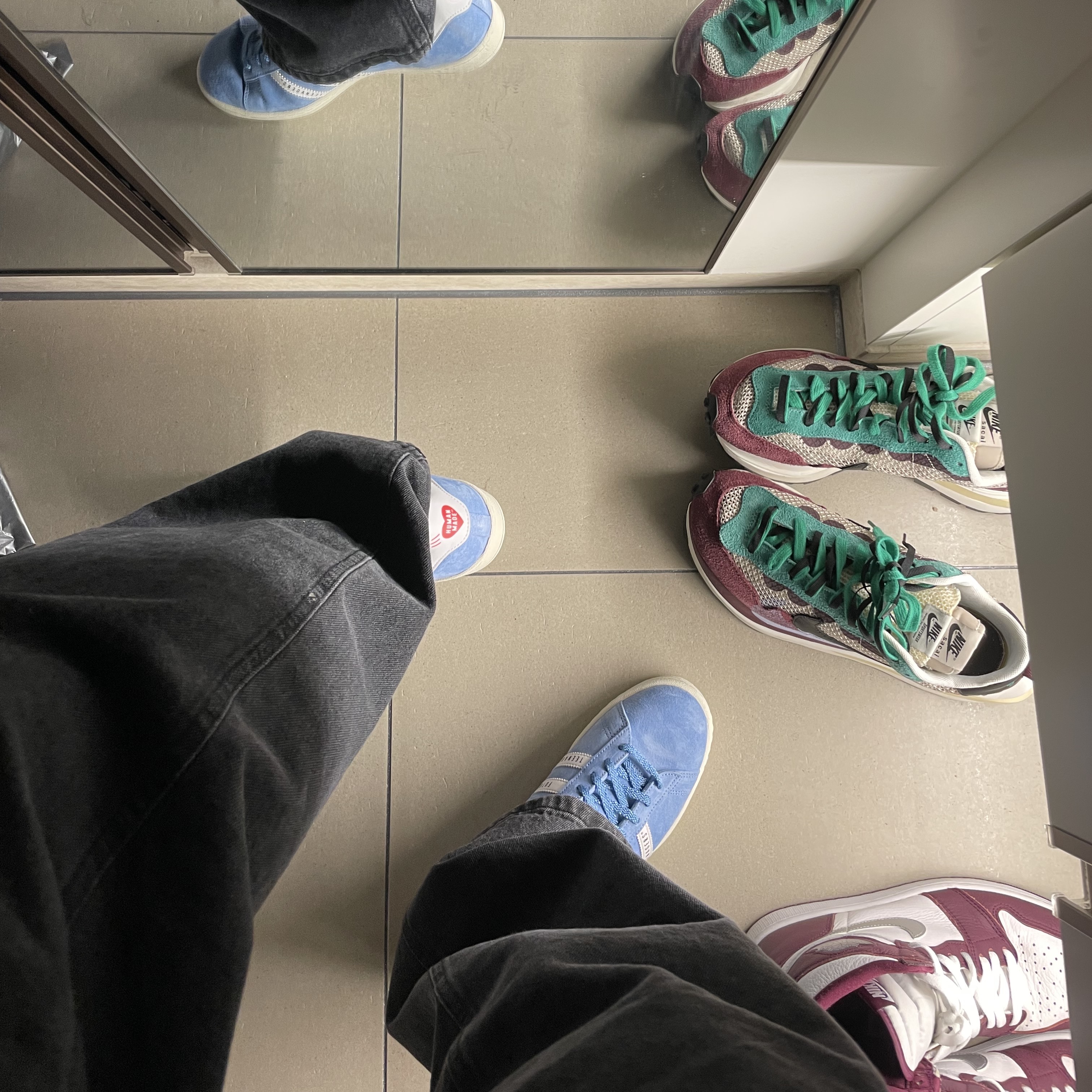 Adidas x Human Made Campus Light Blue, Nike x Sacai VaporWaffle String & Black Villain Red 착용 스타일 - 2