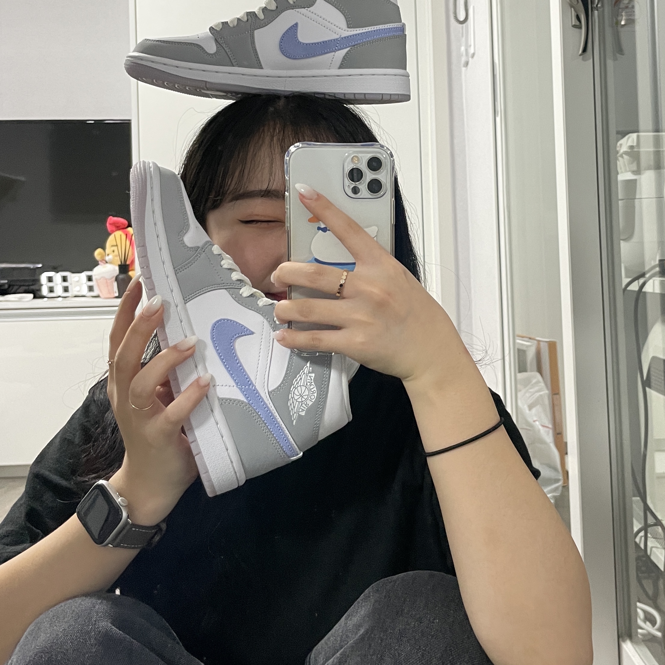 (W) Jordan 1 Mid Wolf Grey 착용 스타일 - 2