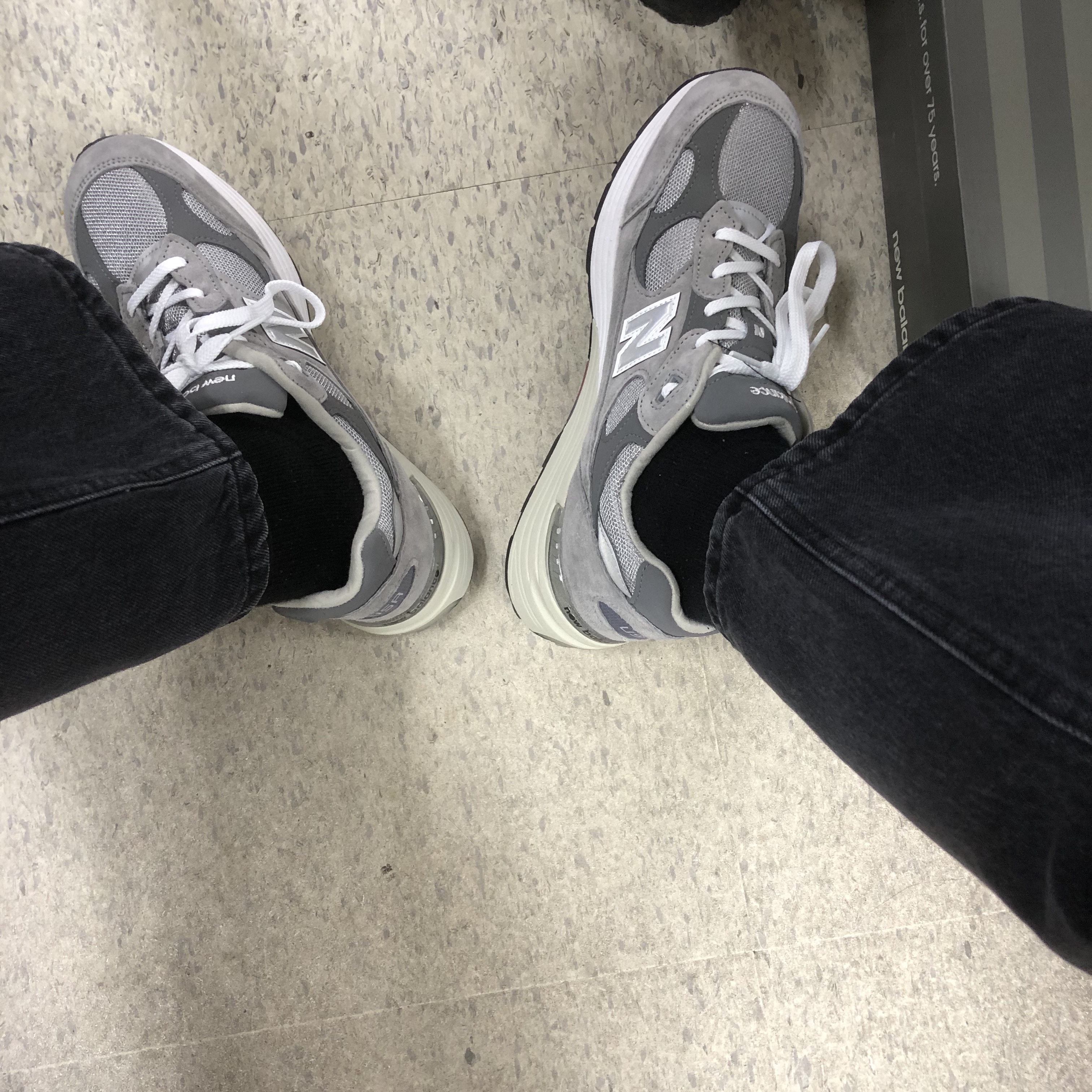 New Balance 992 Made in USA Grey - D Standard 착용 스타일