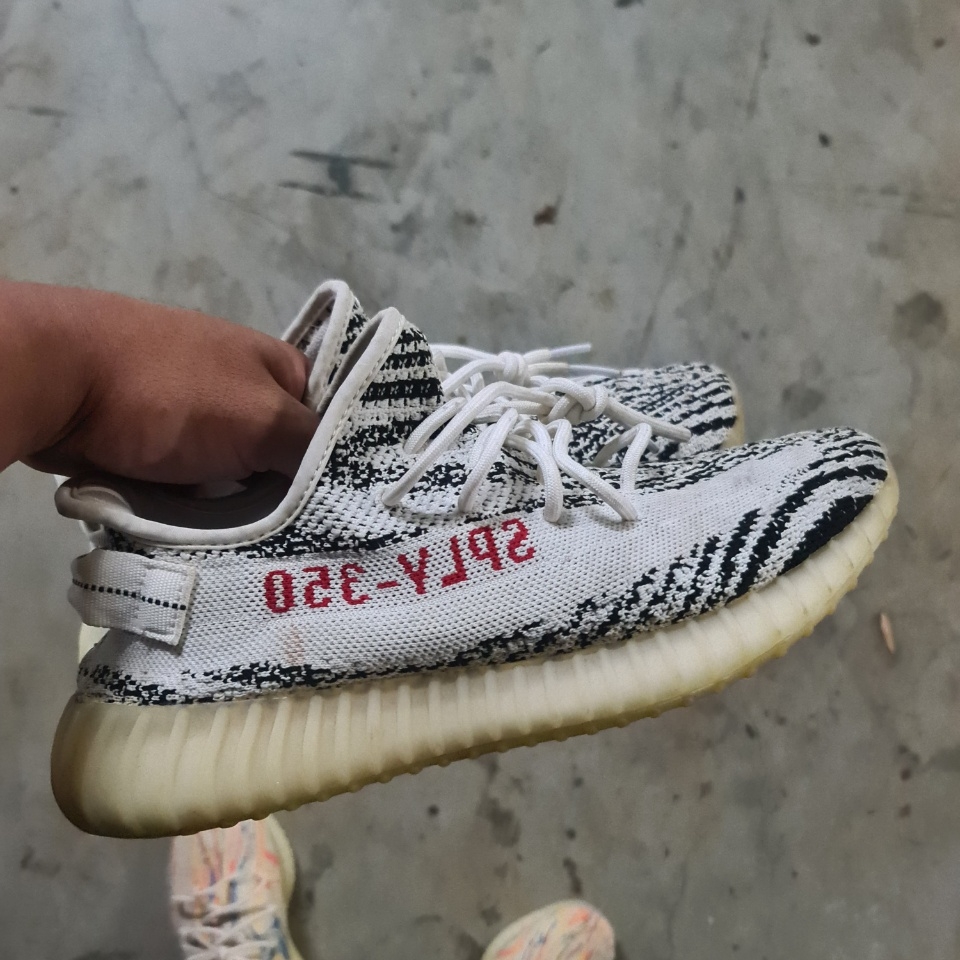 Adidas Yeezy Boost 350 V2 Zebra 2017/2019/2020, Adidas Yeezy Boost 350 V2 MX Oat 착용 스타일
