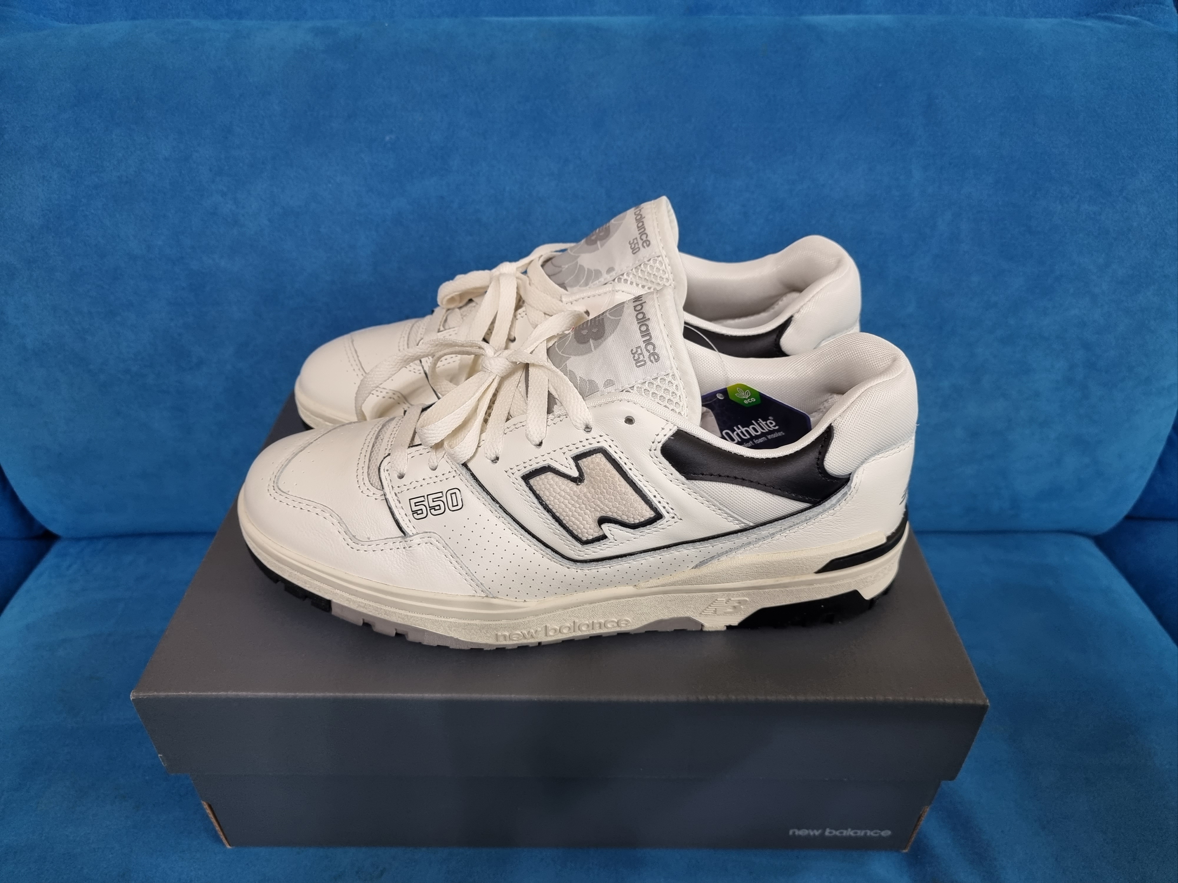 New Balance 550 White Grey - 2E Wide 착용 스타일 - 1