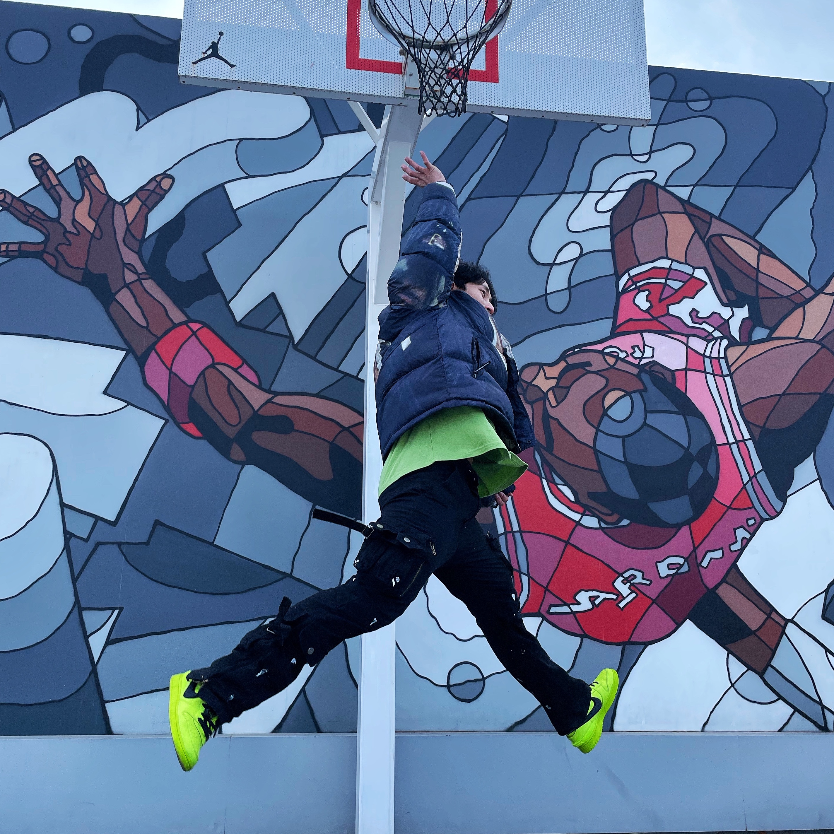 Nike x Ambush Dunk High Flash Lime 착용 스타일 - 2