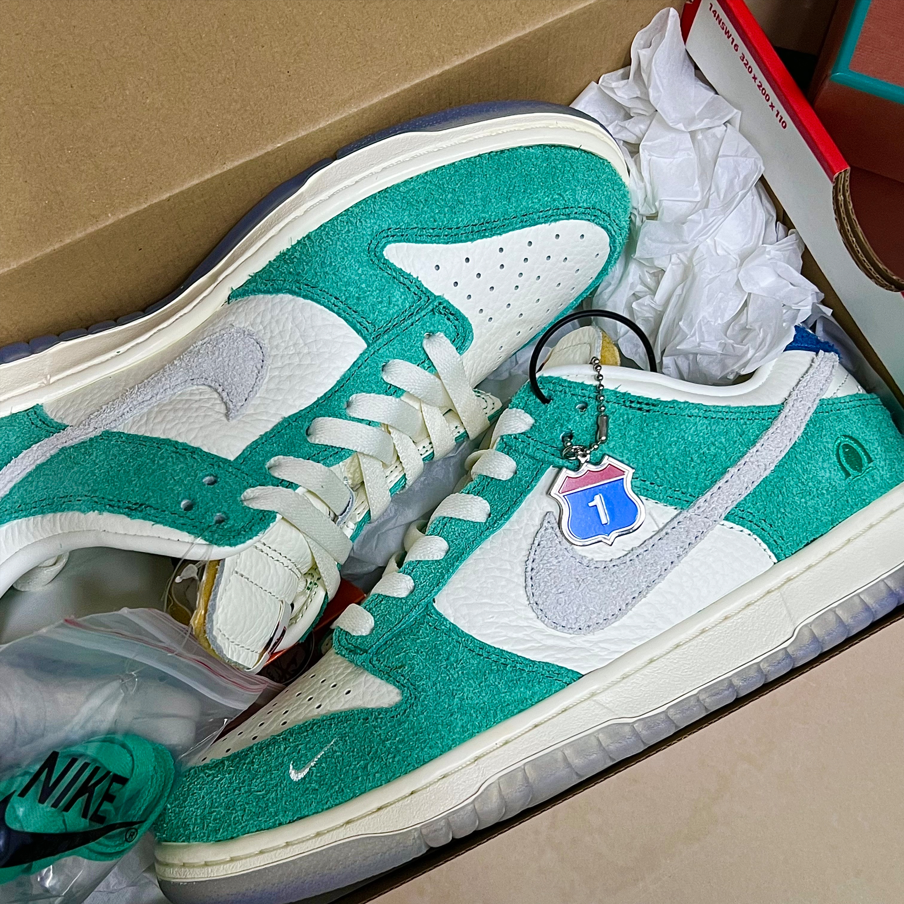 Nike x Kasina Dunk Low Road Sign - Kasina Exclusive 착용 스타일
