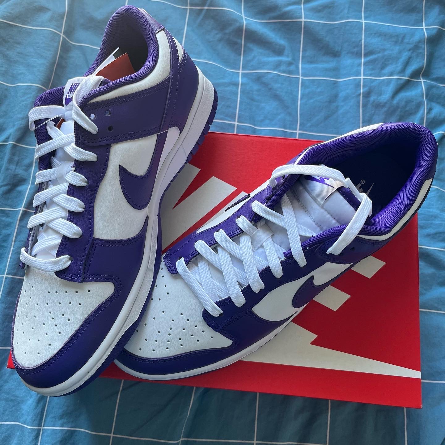 Nike Dunk Low Retro Championship Court Purple 착용 스타일