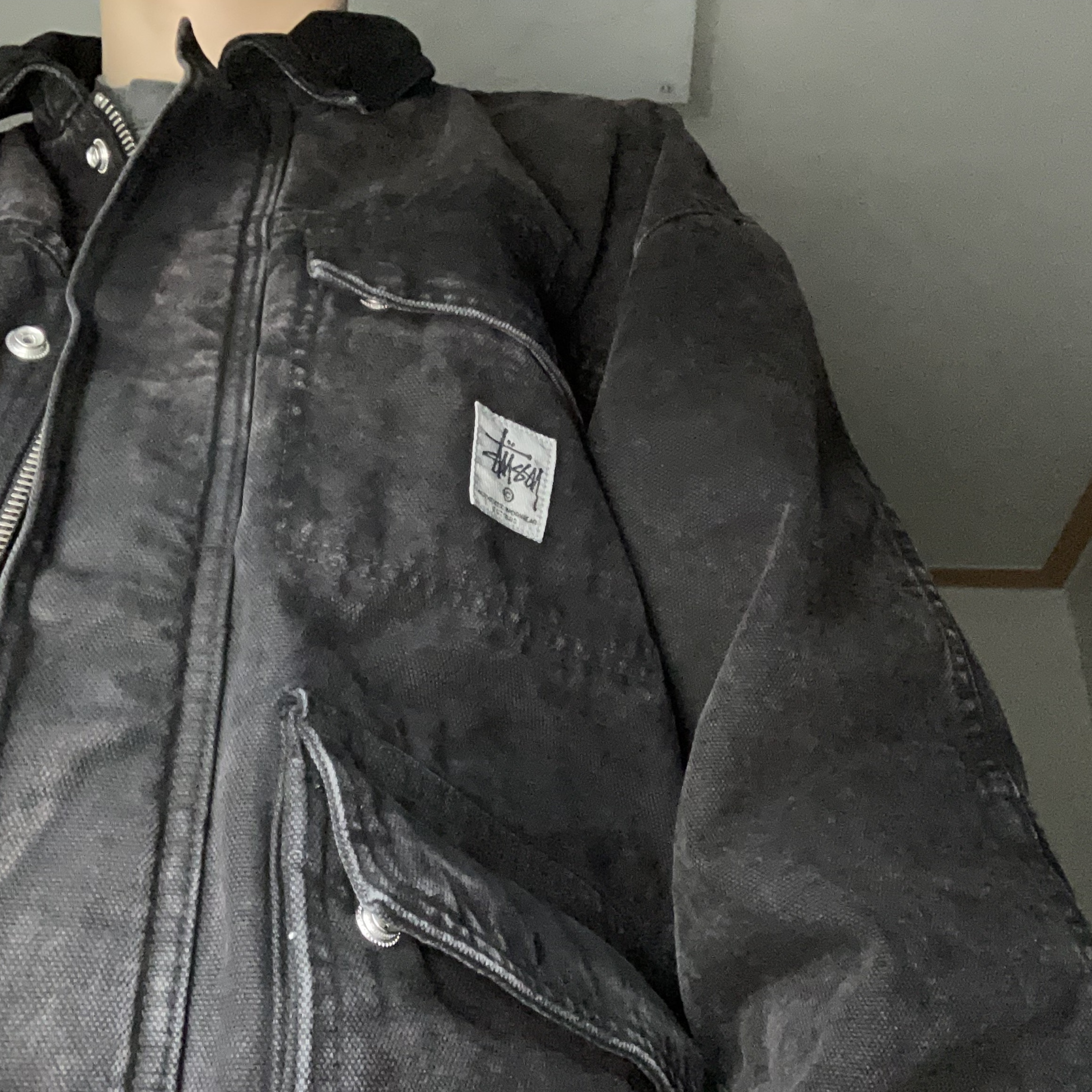 Stussy Washed Canvas Shop Jacket Black 착용 스타일 - 1