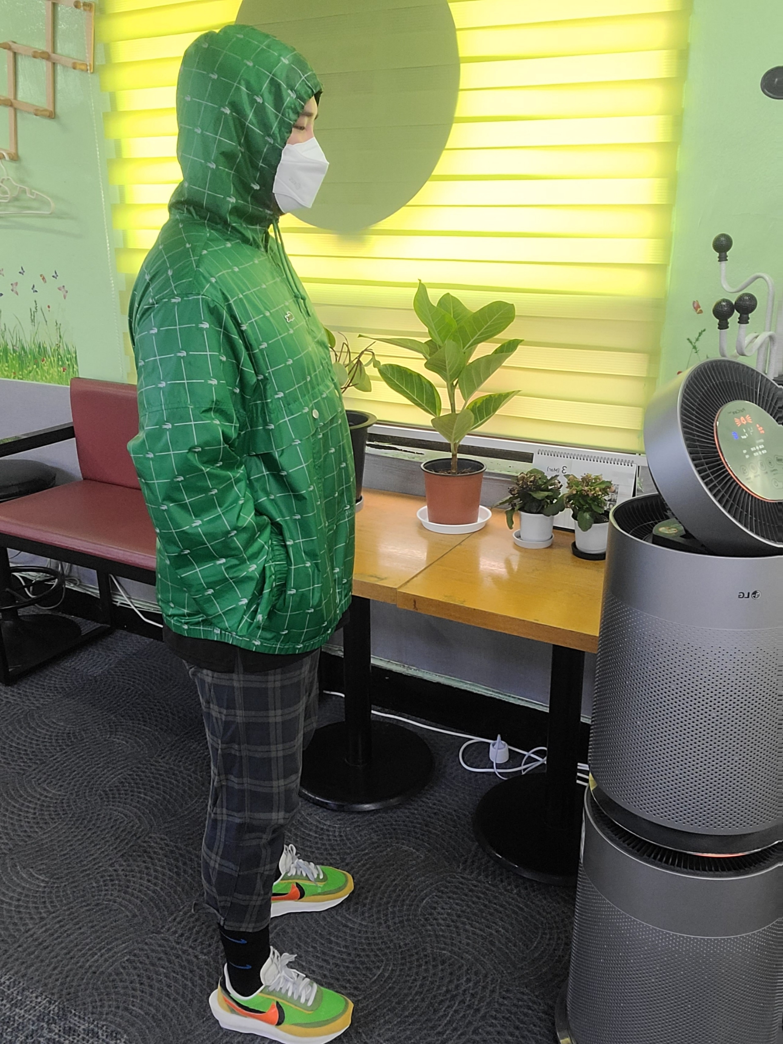 Nike x Sacai LDWaffle Green Multi 착용 스타일