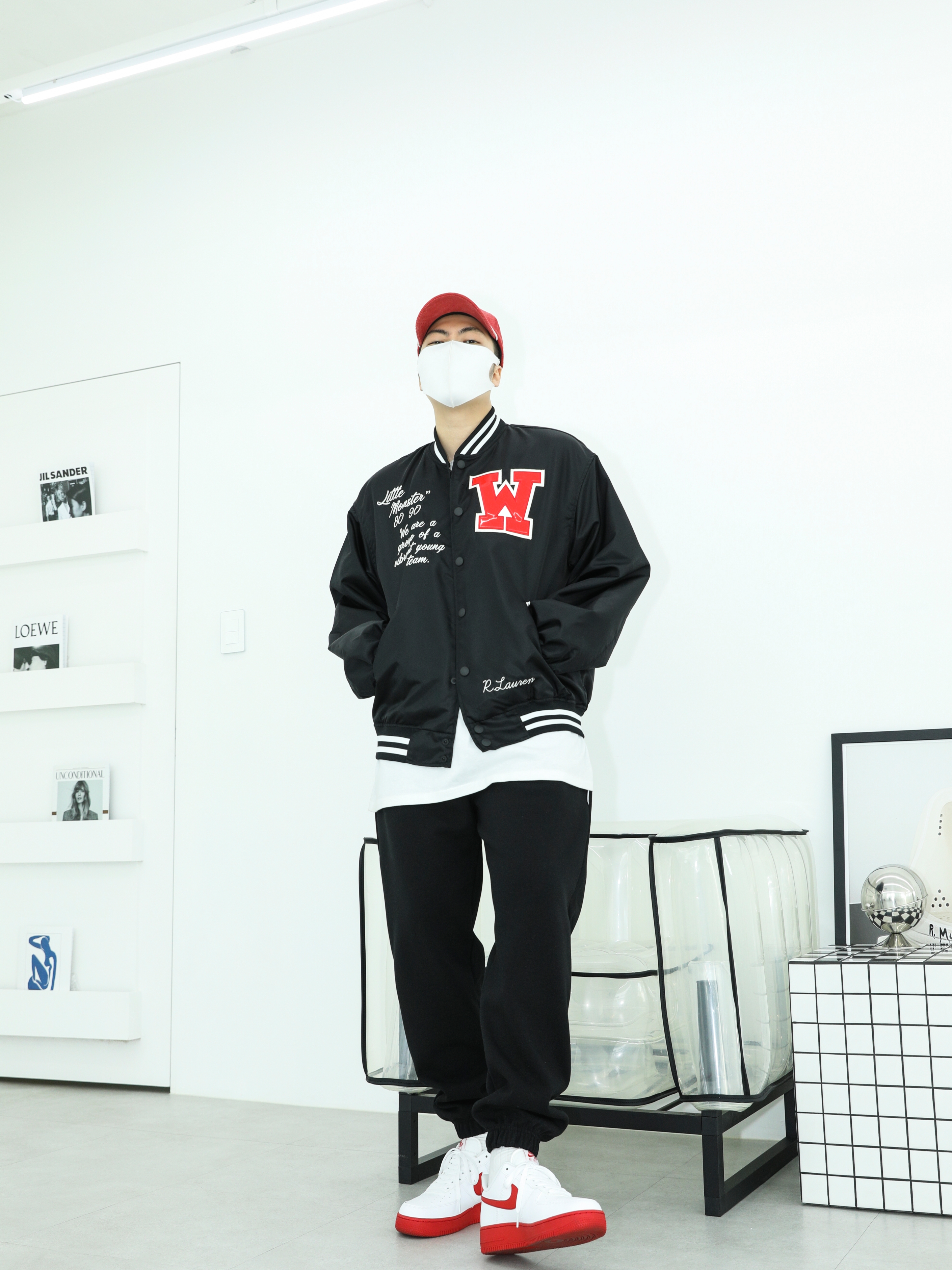 Nike Air Force 1 Low White Red Midsole 착용 스타일 - 2