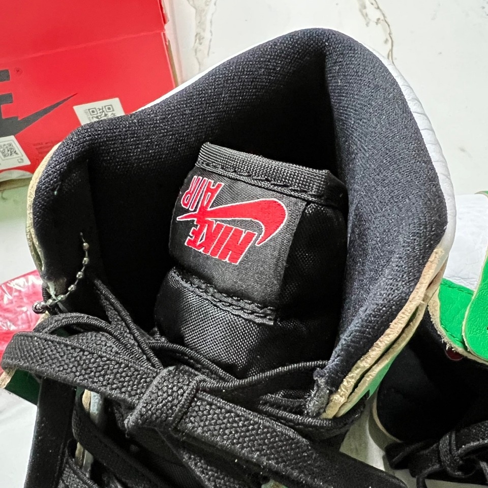 (W) Jordan 1 Retro High OG Lucky Green 착용 스타일