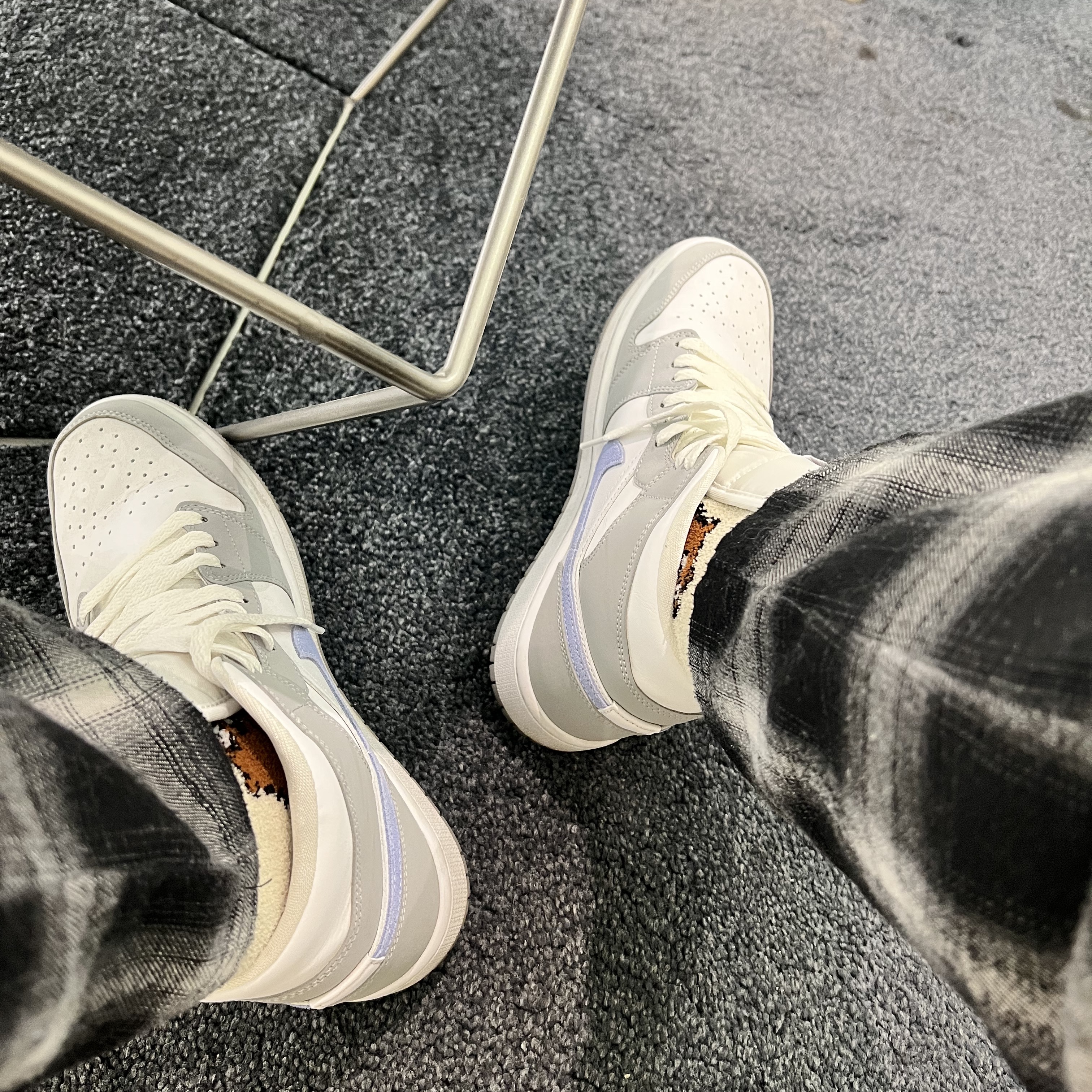 (W) Jordan 1 Mid Wolf Grey 착용 스타일