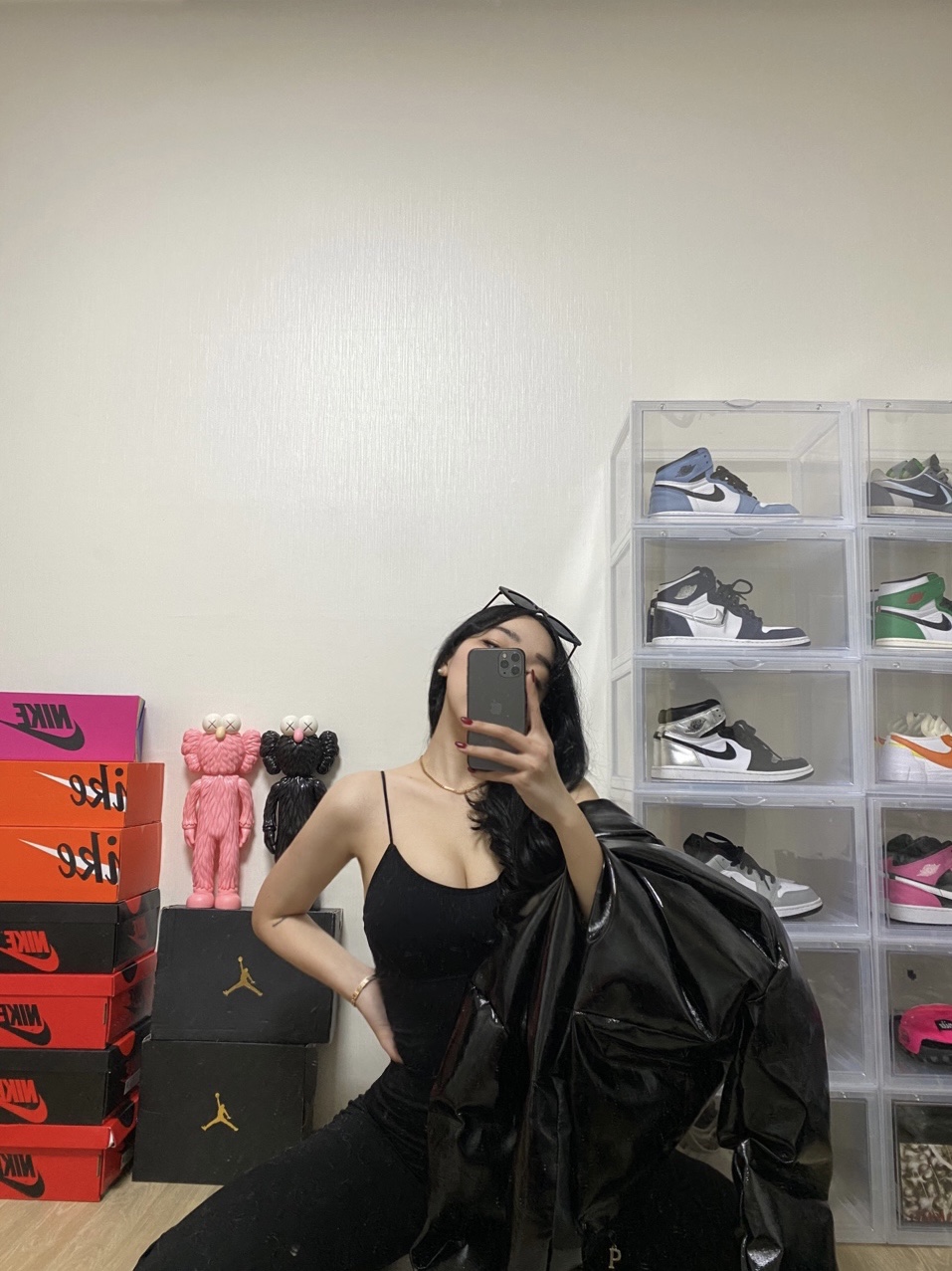 Adidas Yeezy Boost 350 V2 Sesame 2018, Nike x Peaceminusone Air Force 1 Low Para-Noise 2.0 착용 스타일 - 3