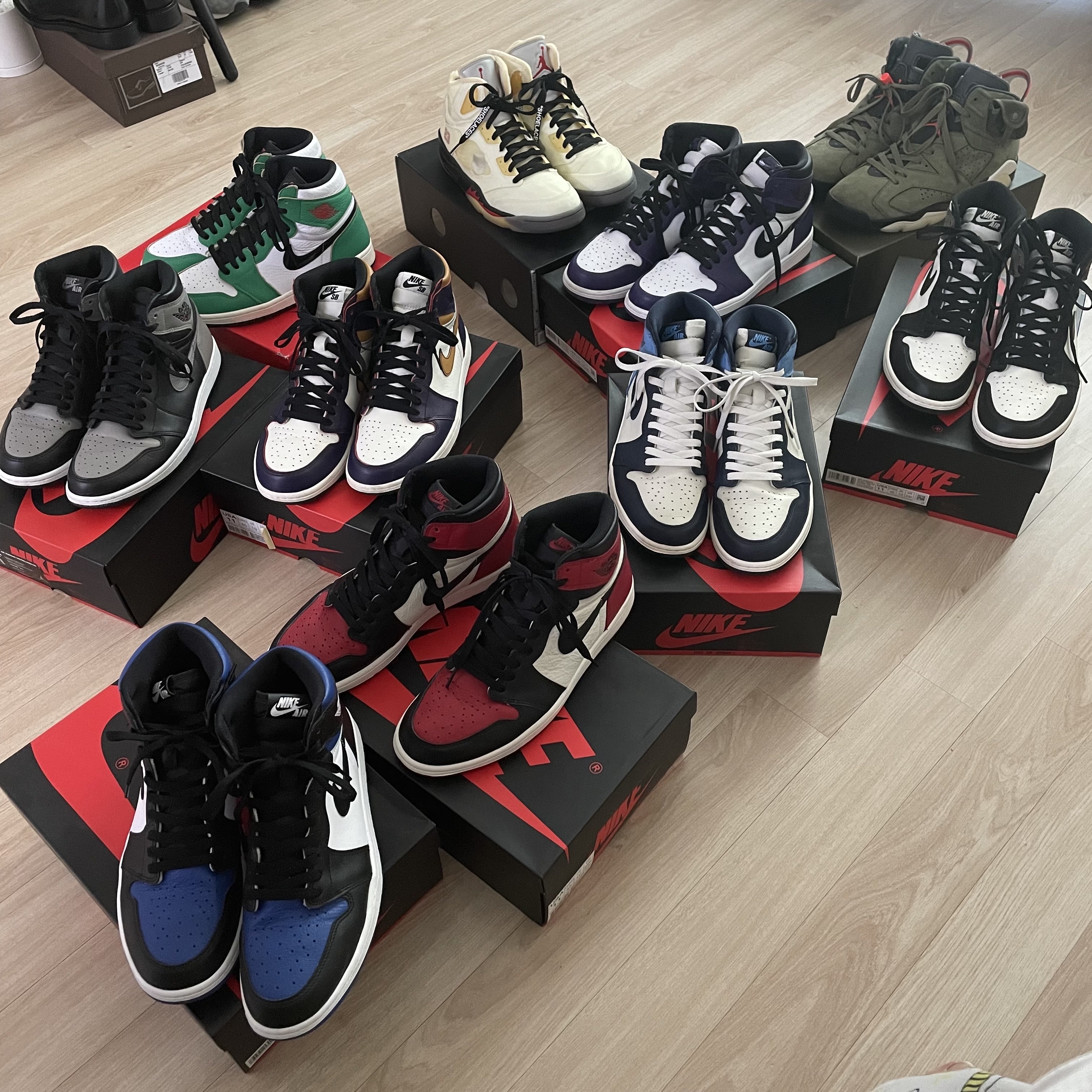 Jordan 1 Retro High OG Royal Toe, Jordan 1 Retro High OG Bred Toe 착용 스타일